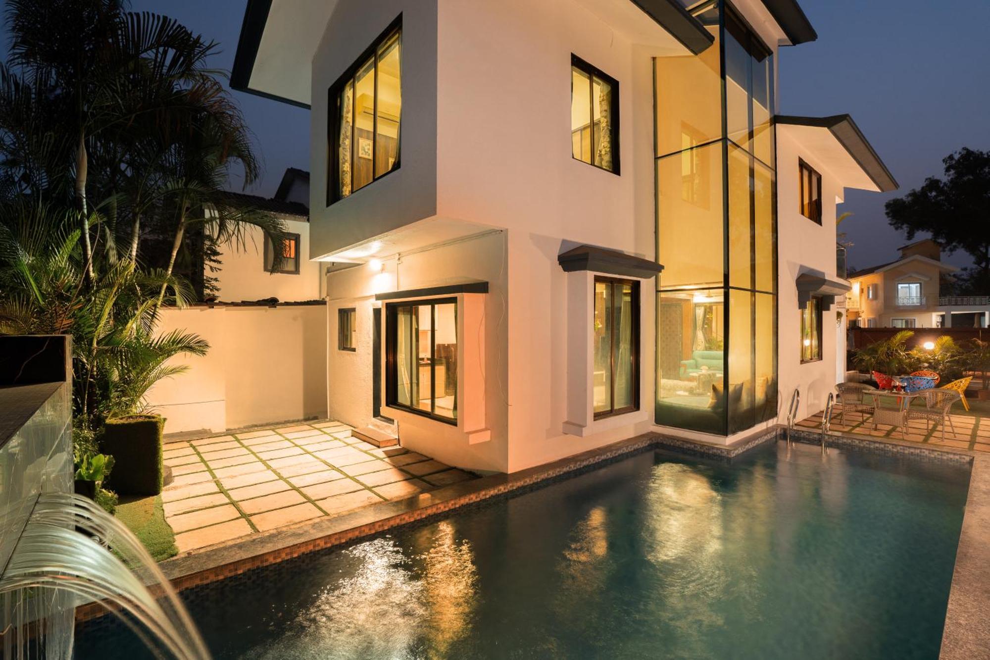 Holiday home Utopia - Luxe 4bhk With Swimming Pool Lonavala
