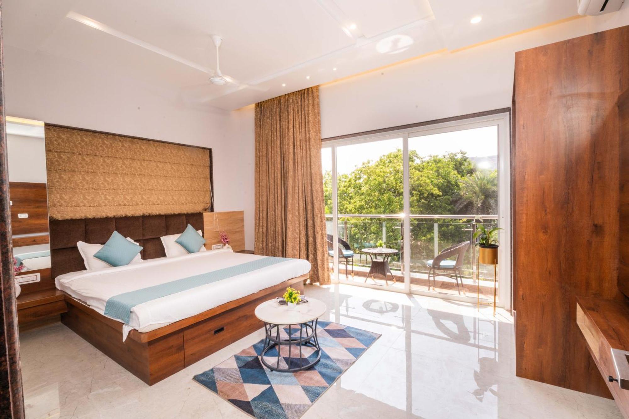 Forest Pool Two 6 Bhk Private Pool Villa *