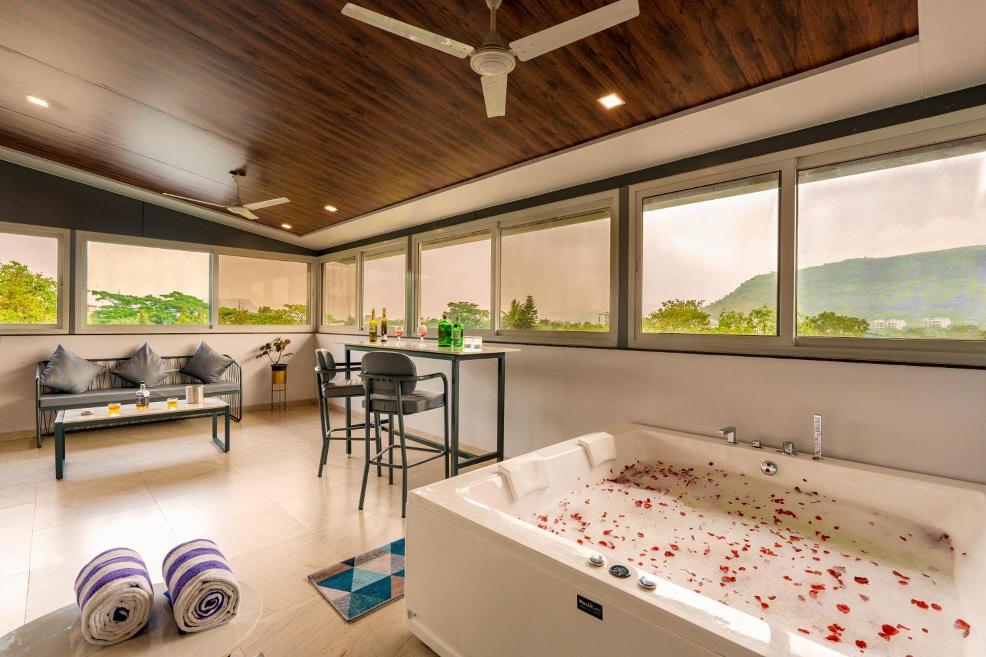 Forest Pool Two 6 Bhk Private Pool