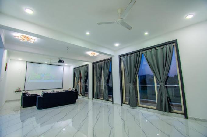 Villa Khwahish - 4 Bhk Luxurious
