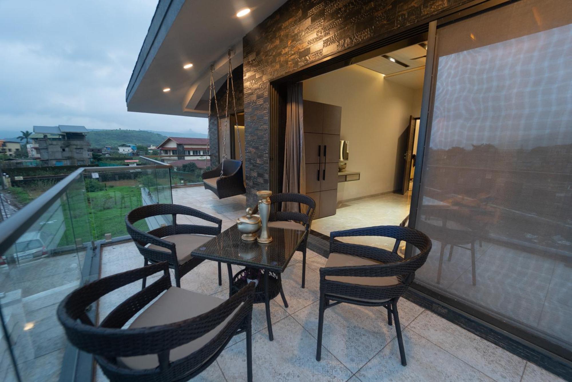 Royal - 6bhk Luxury With Heated Pool And Turf Villa