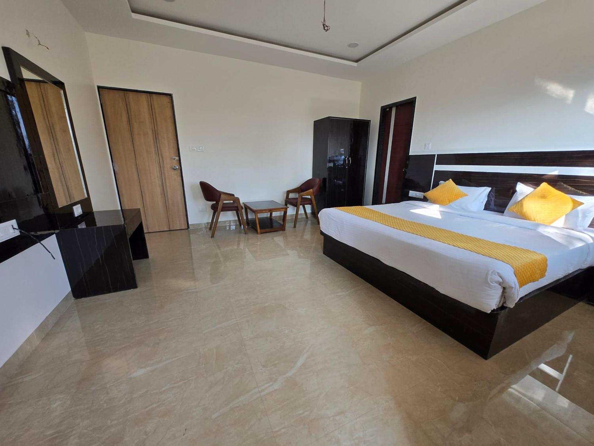 Hotel Hill Lonavala