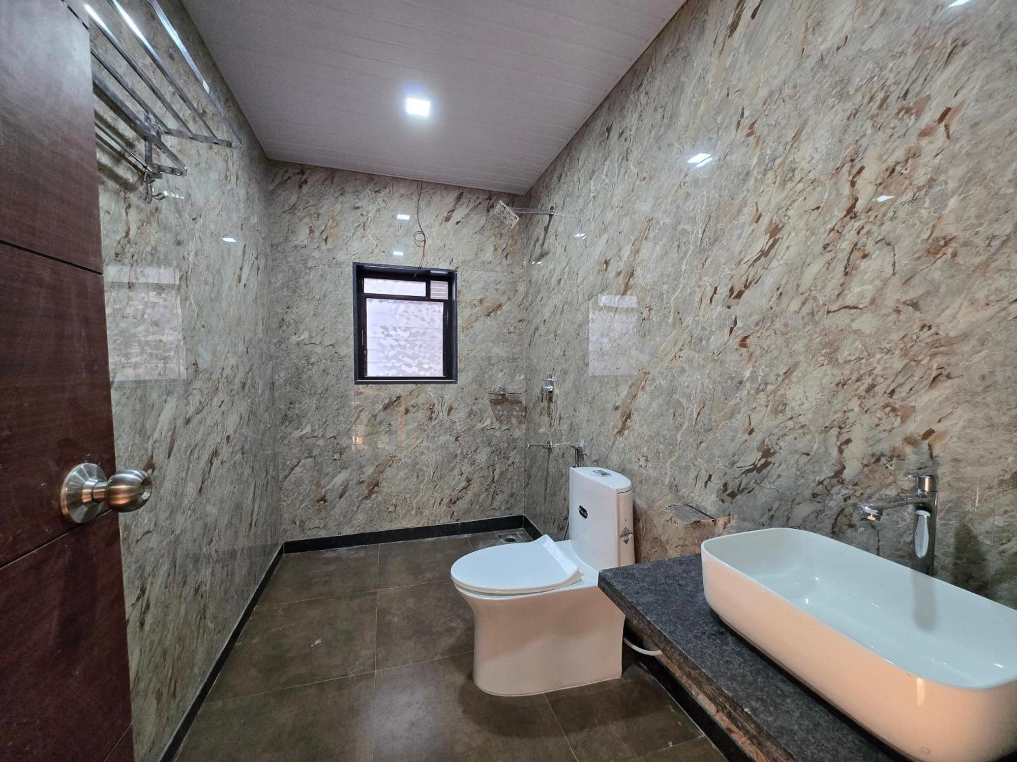 Hill Hotel 3*
