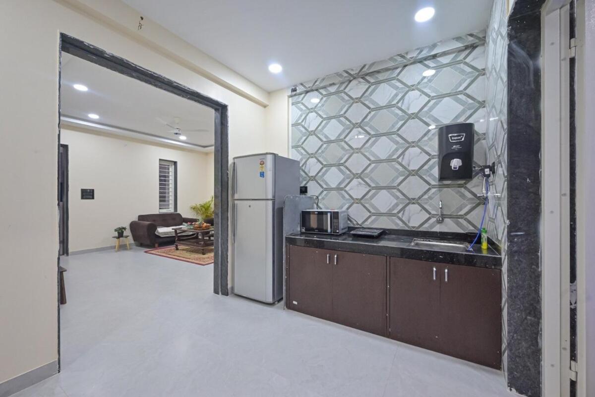 Villa Ivy Sapphire 4bhk With Pool Near Ekvira Devi Temple *