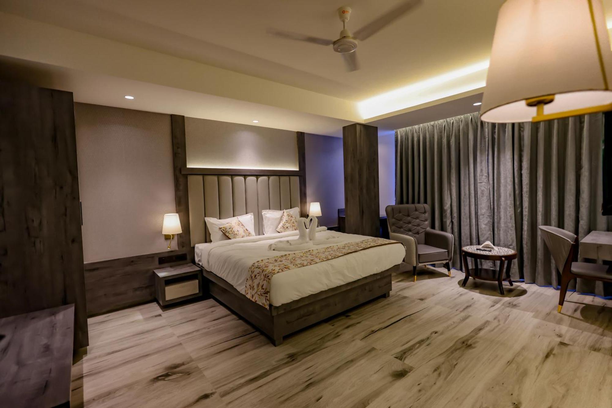 Hillberry Hotel