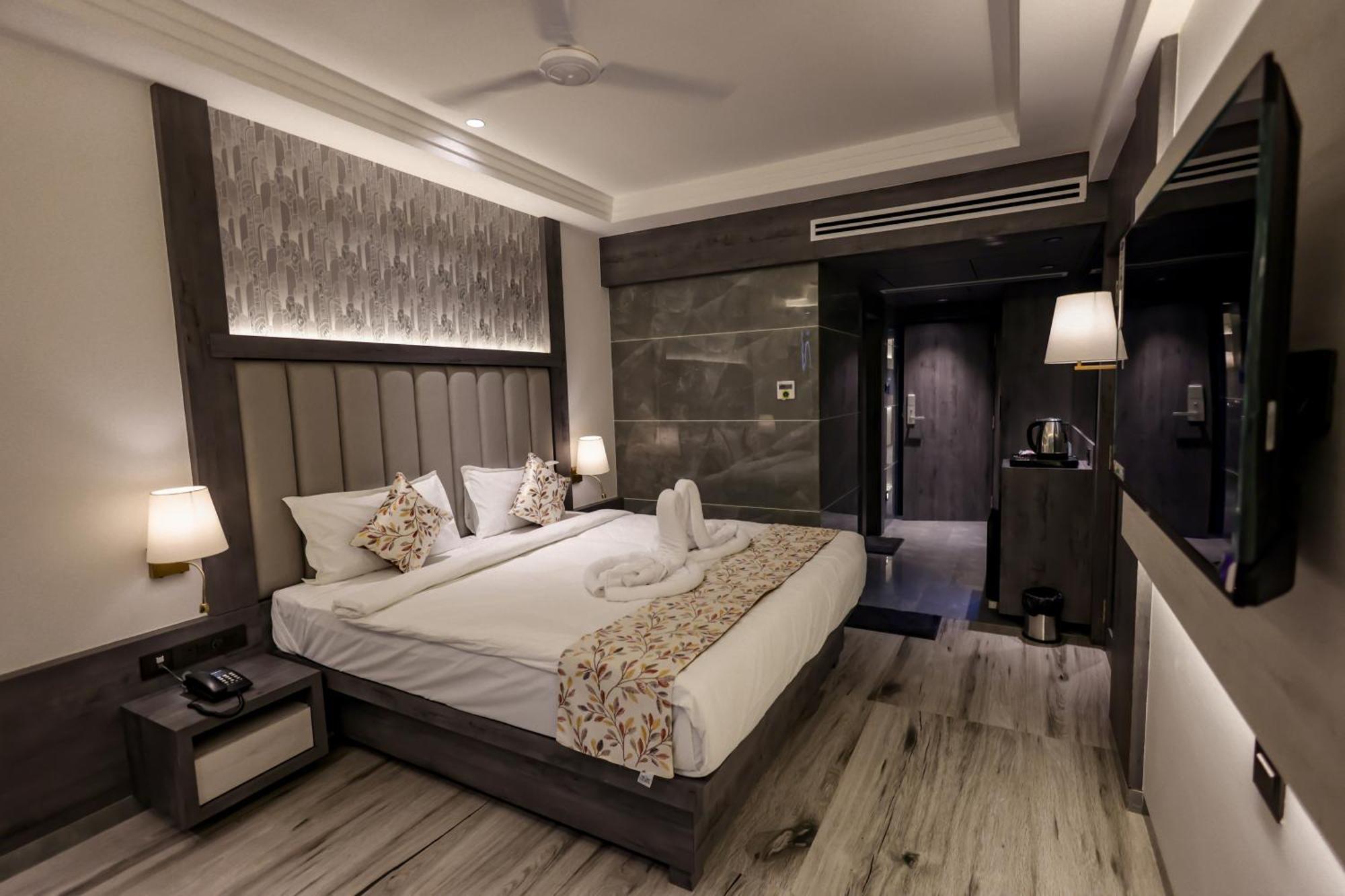 Hillberry Hotel