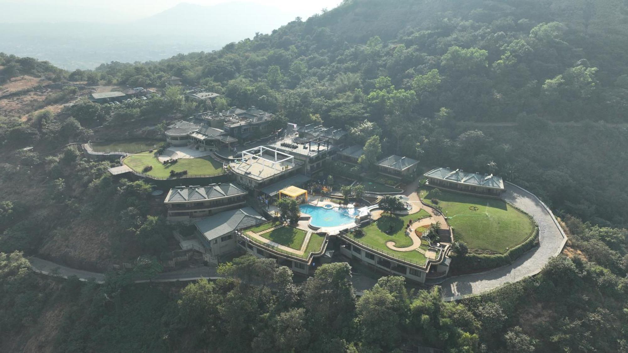 Resort Upper Deck - And Relax At The Highest Peak 4*