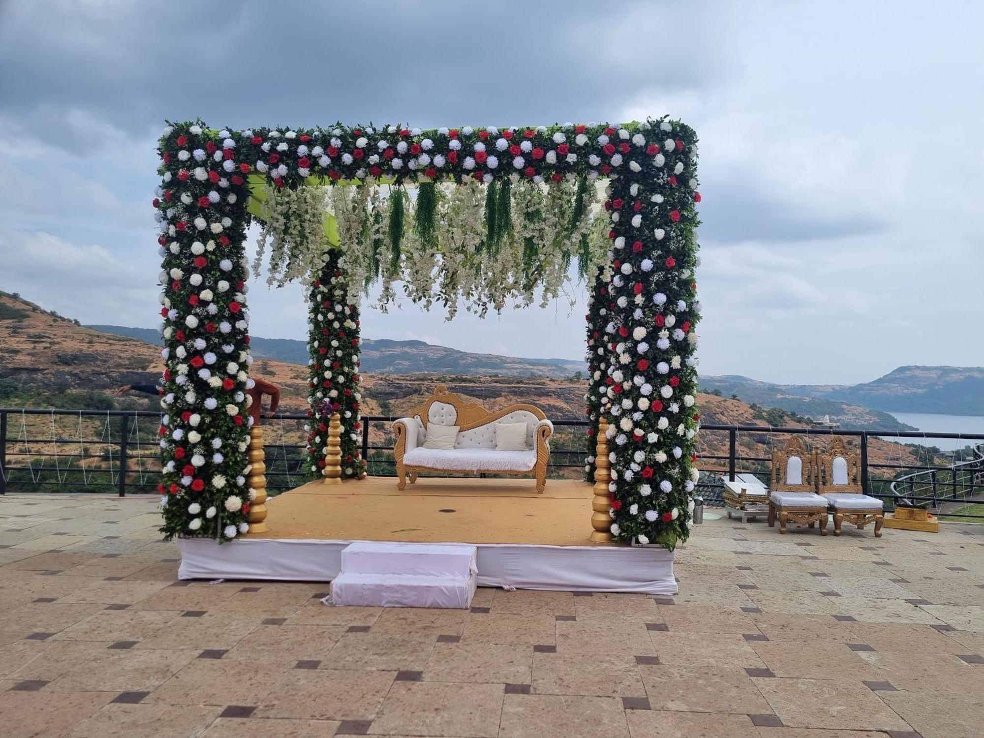 Upper Deck - And Relax At The Highest Peak 4* Lonavala