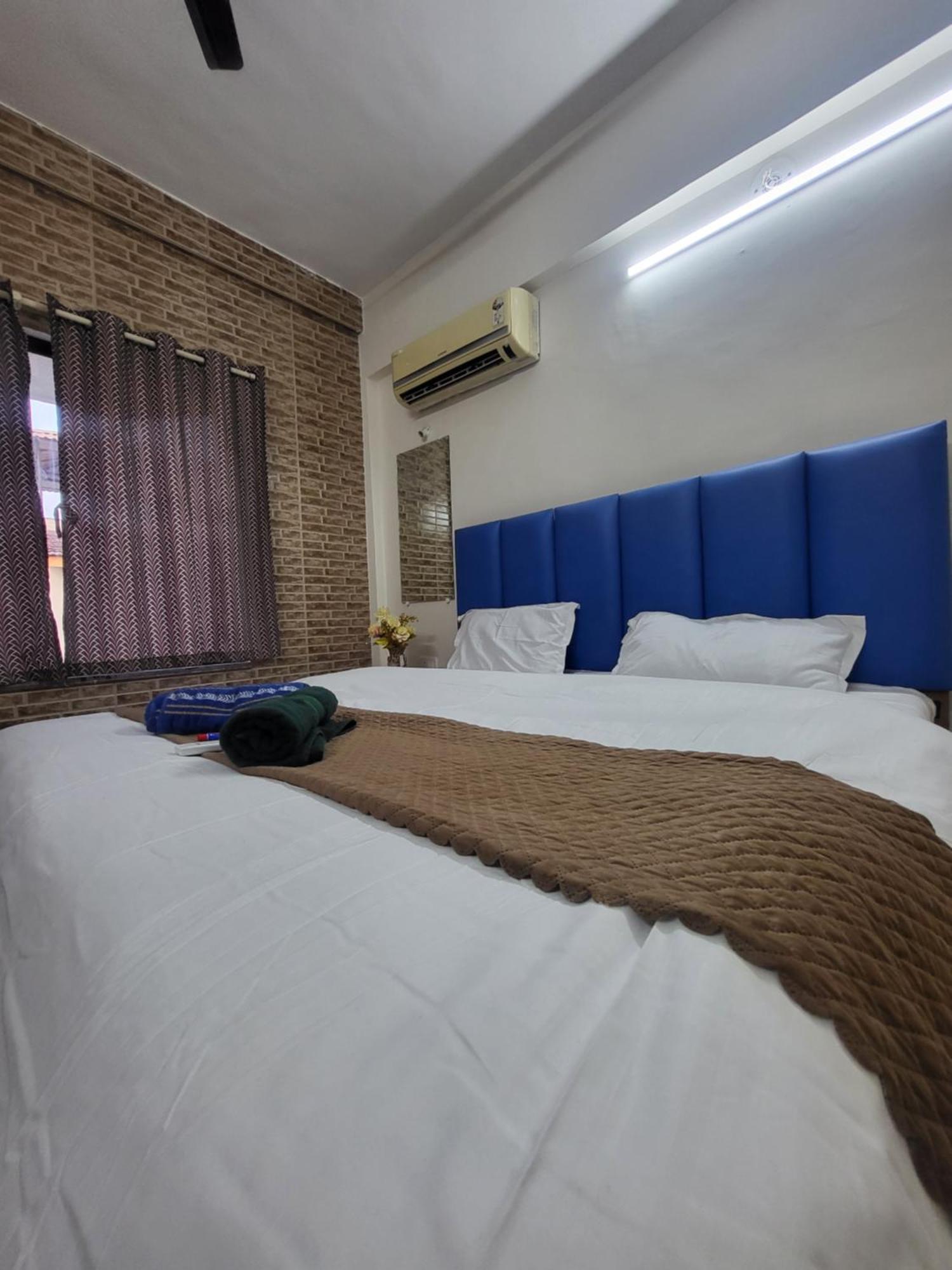The Perfect Para Disco Big Pool Cricket Turf Villa