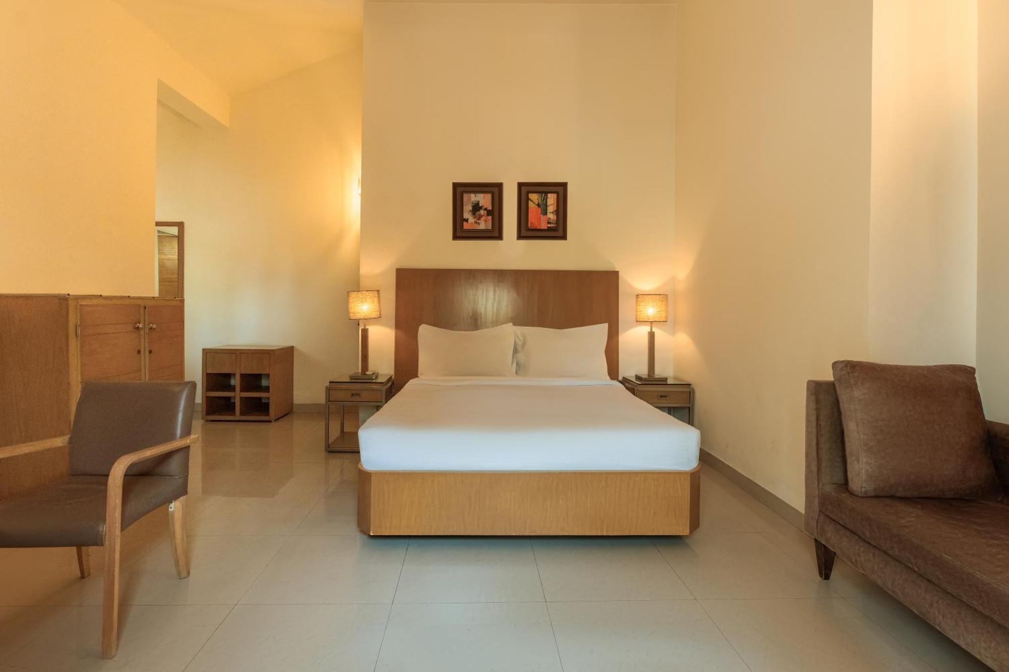 By Hangout By Rubha Hospitality Villa *