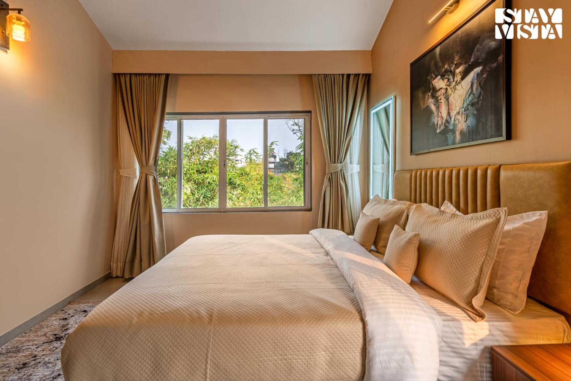 Stayvista At Casa Elyra With Pool, Ac, Balcony * Lonavala