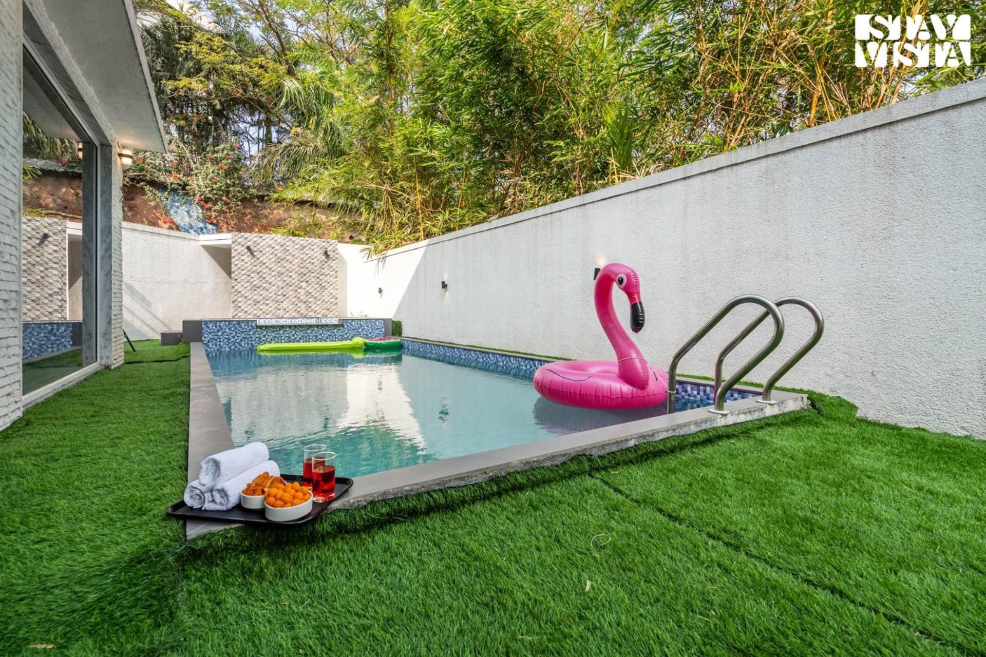 Villa Stayvista At Casa Elyra With Pool, Ac, Balcony Lonavala