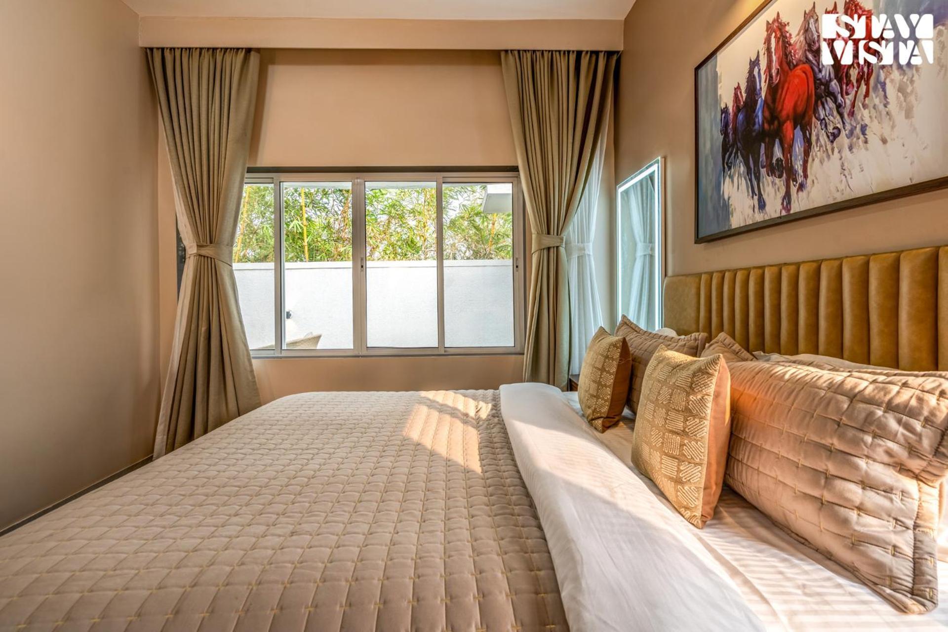 Stayvista At Casa Elyra With Pool, Ac, Balcony *