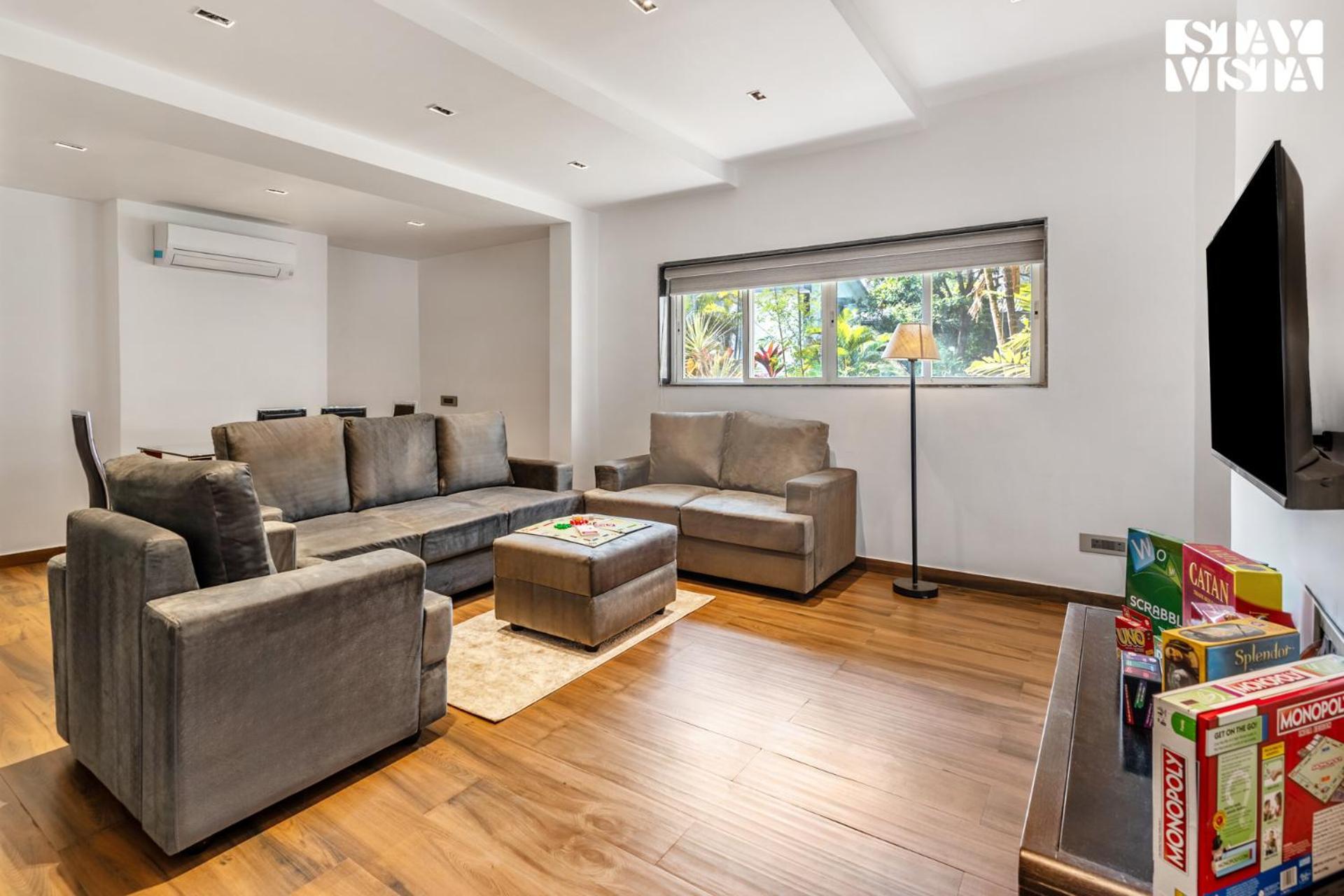 Stayvista At Casa Elyra With Pool, Ac, Balcony *