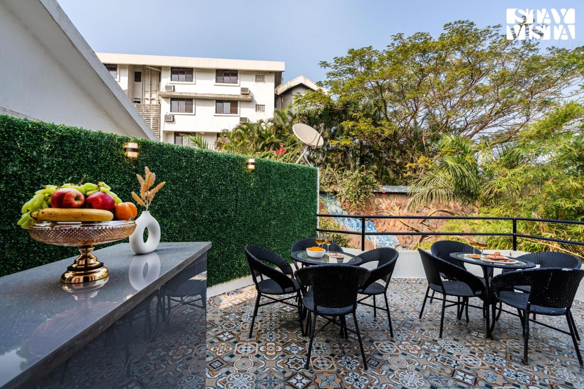Stayvista At Casa Elyra With Pool, Ac, Balcony Villa