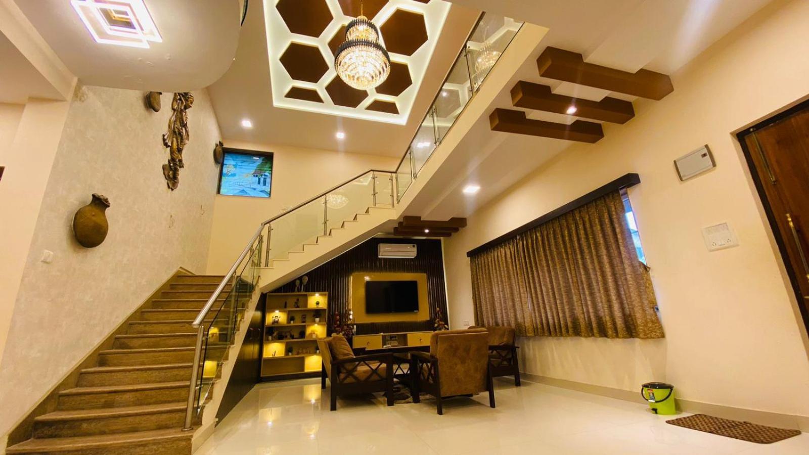 Twin Tower 8 Bhk By Rubha Hospitality *