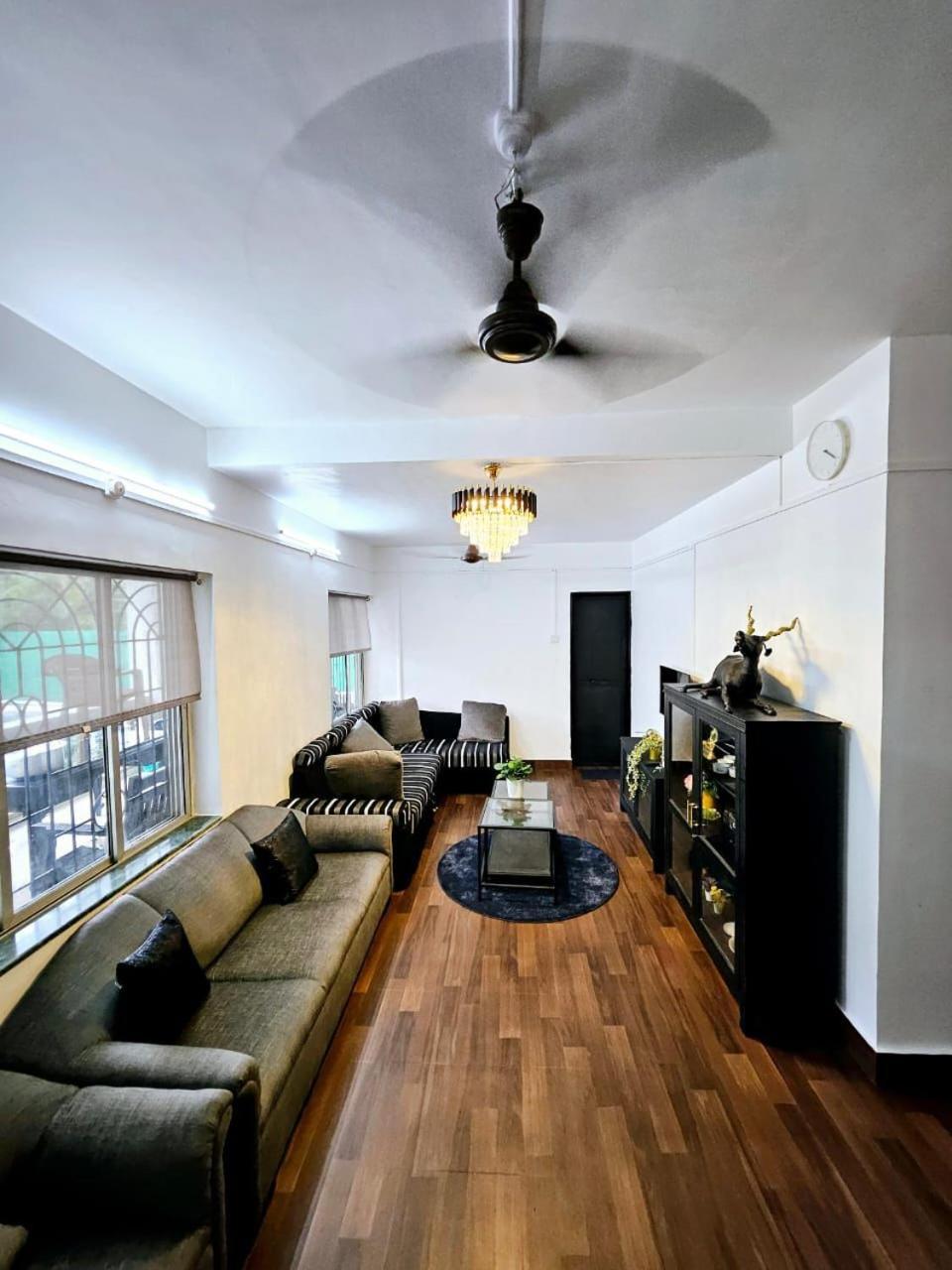 Don's - Villa Lonavala
