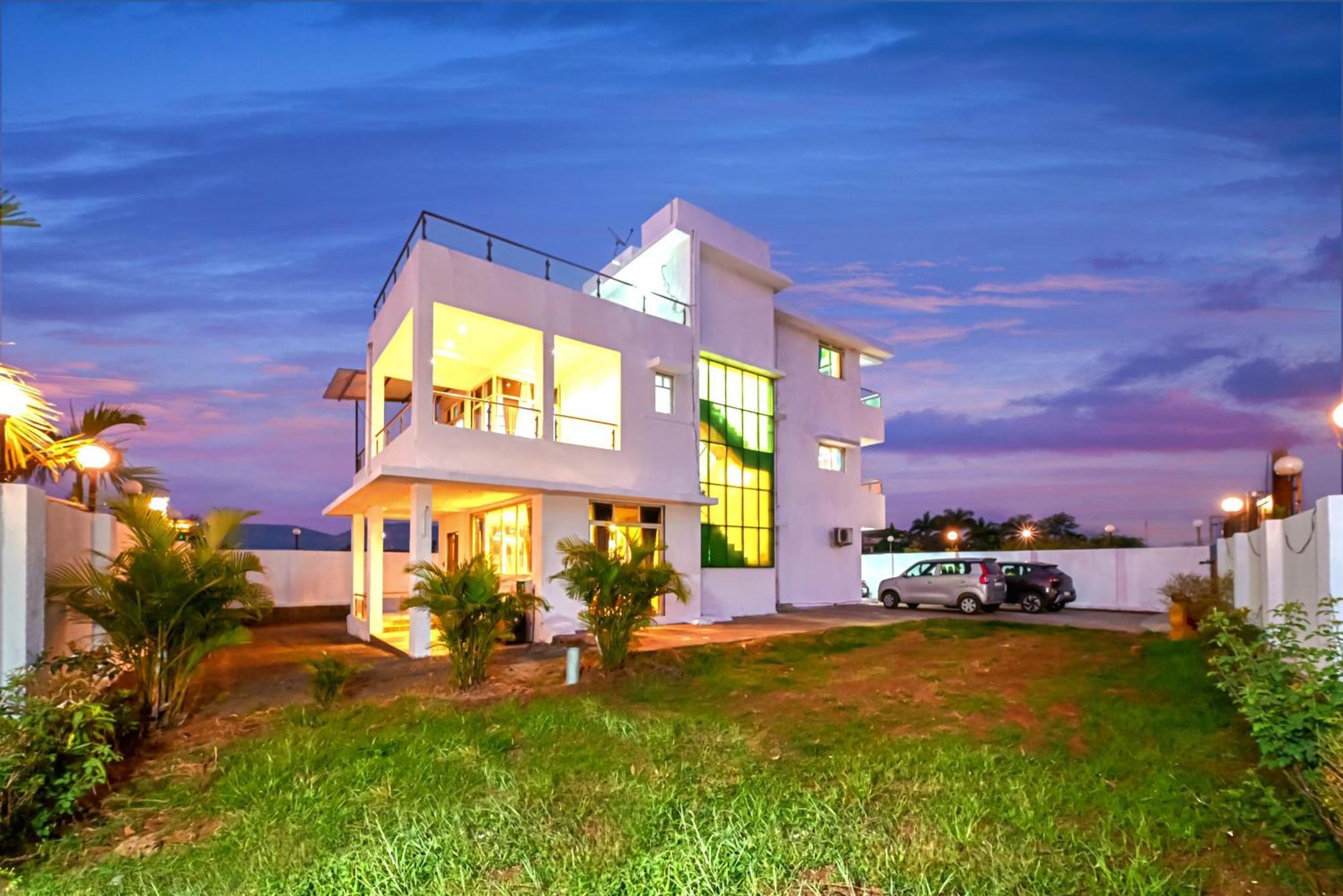 Empyrean Ii 6bhk Big Daddy Ll Ac Ii Pvt Pool Ii Terrace View Ii Lux *