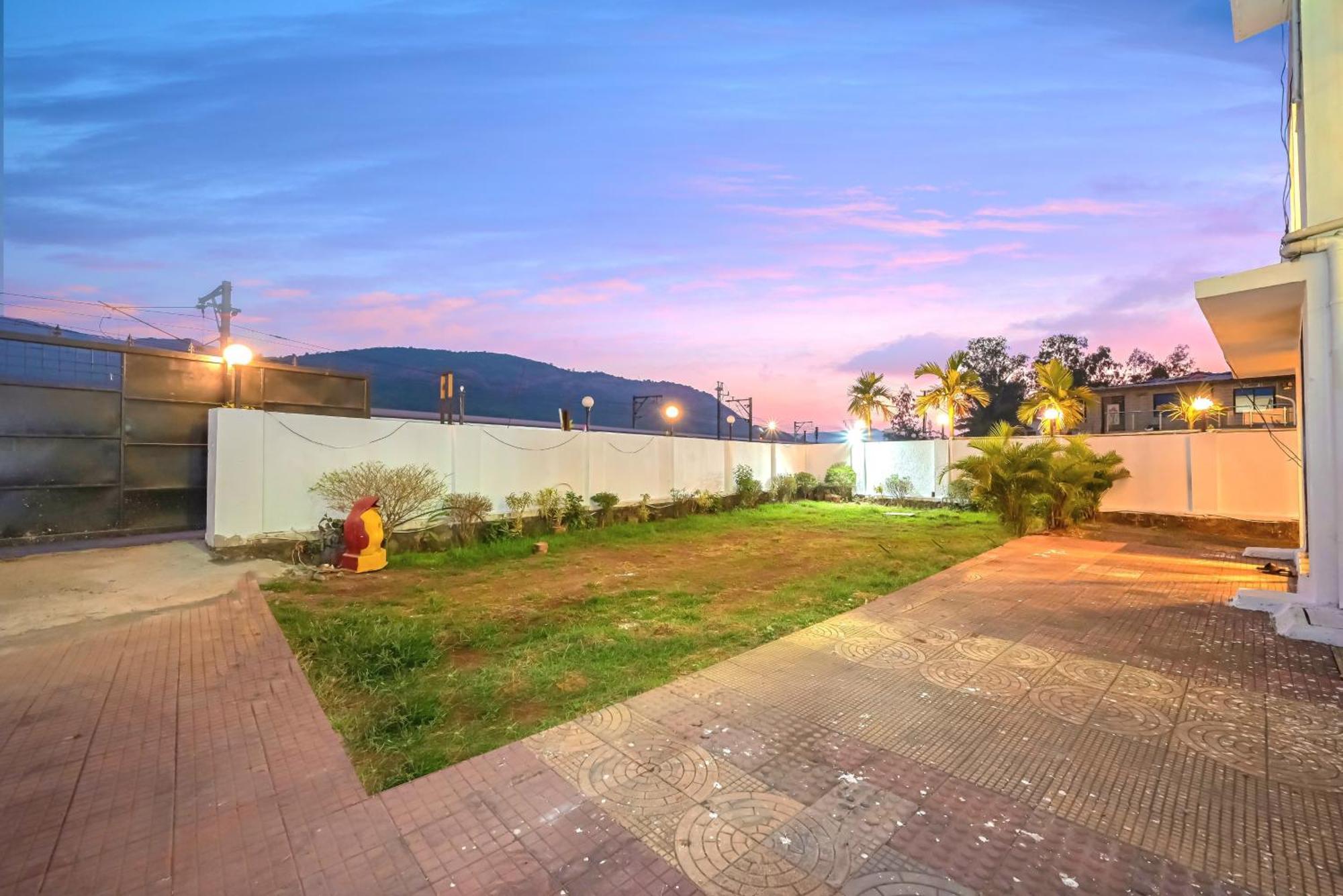 Empyrean Ii 6bhk Big Daddy Ll Ac Ii Pvt Pool Ii Terrace View Ii Lux Villa *