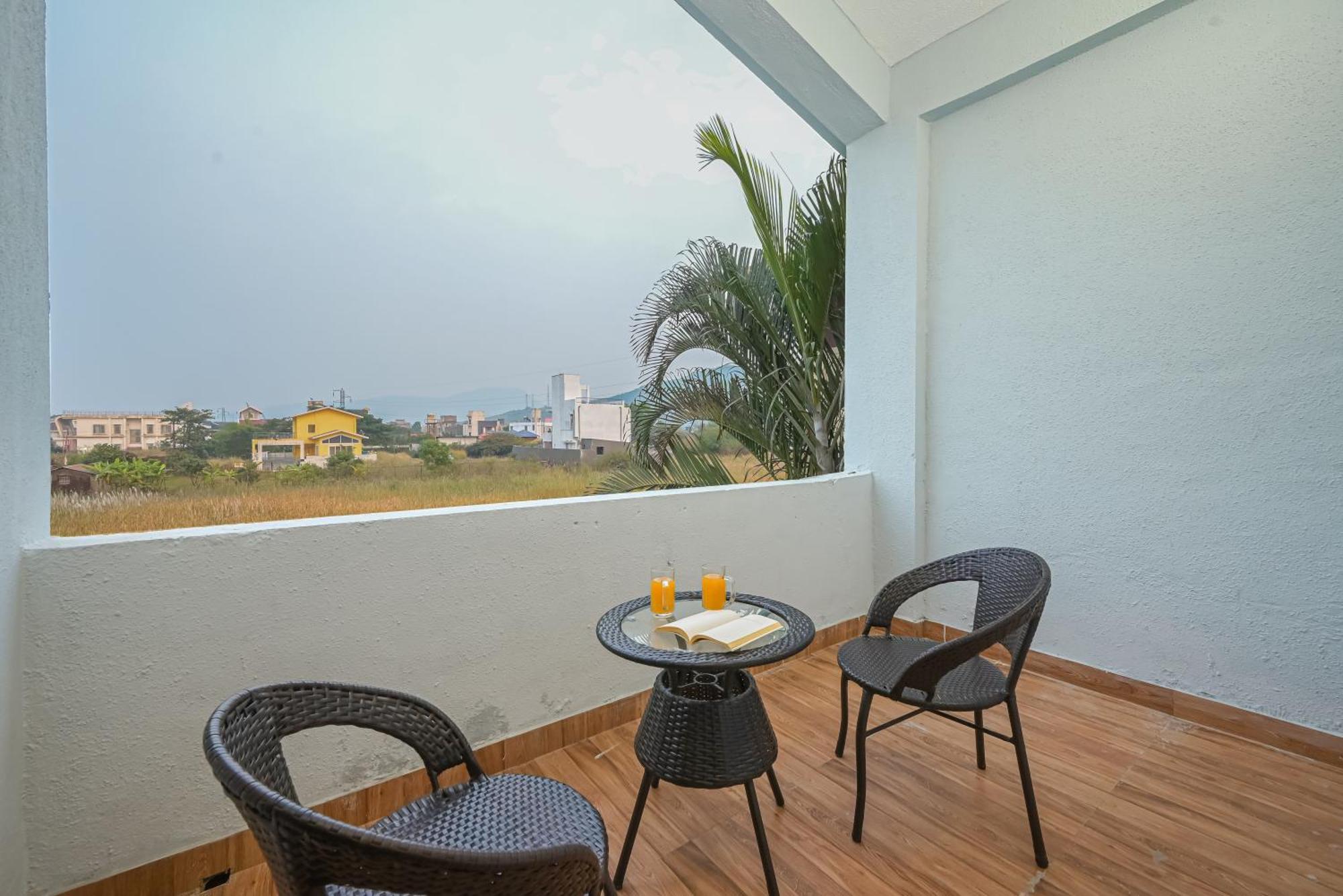 Ll Empyrean Ll Celestial Unicorn Ll Romantic Ll 3bhk Ll Ac Ll Pvt Pool Ll Free Wifi Ll Villa Lonavala