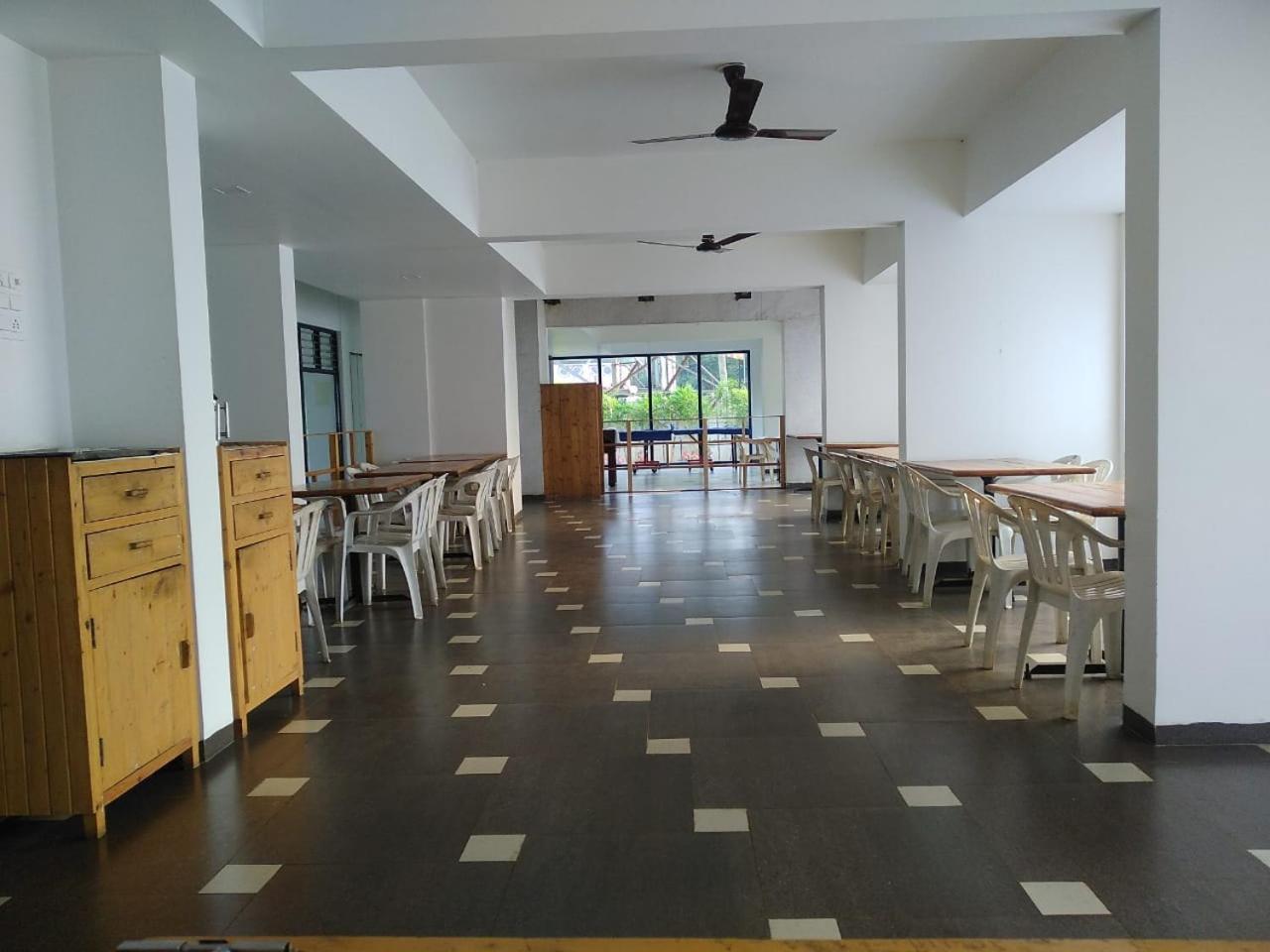 Hotel Casa Fedora Lonavala