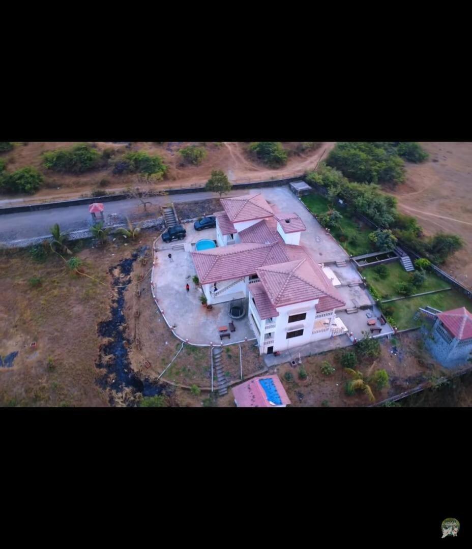 Villa Colonial Pet Friendly 3 Bhk With Outstanding Views *