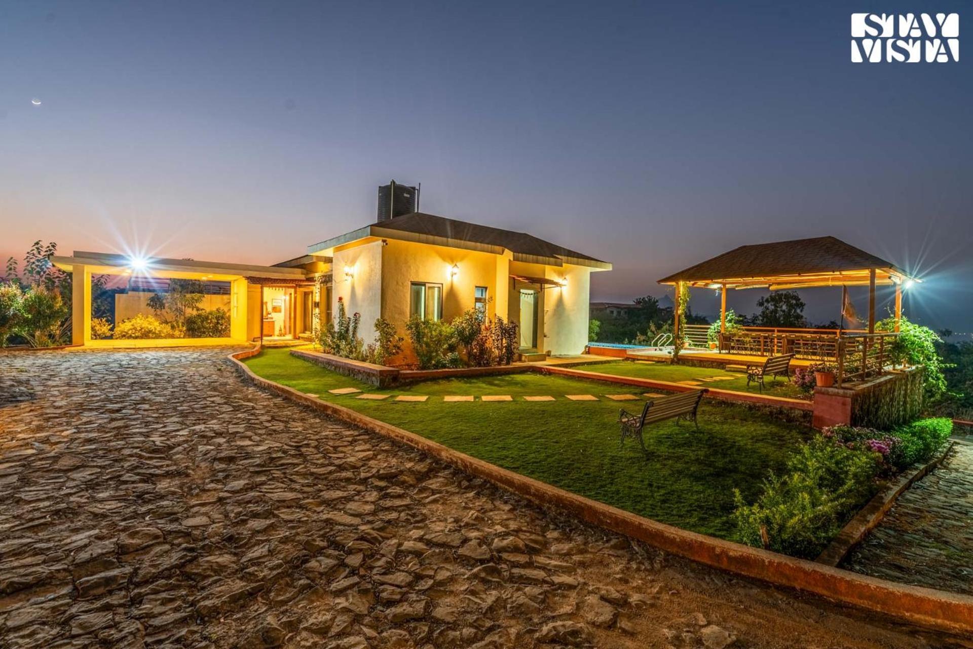 Villa Stayvista At Beyond Infinity With Hill View, Bbq Lonavala