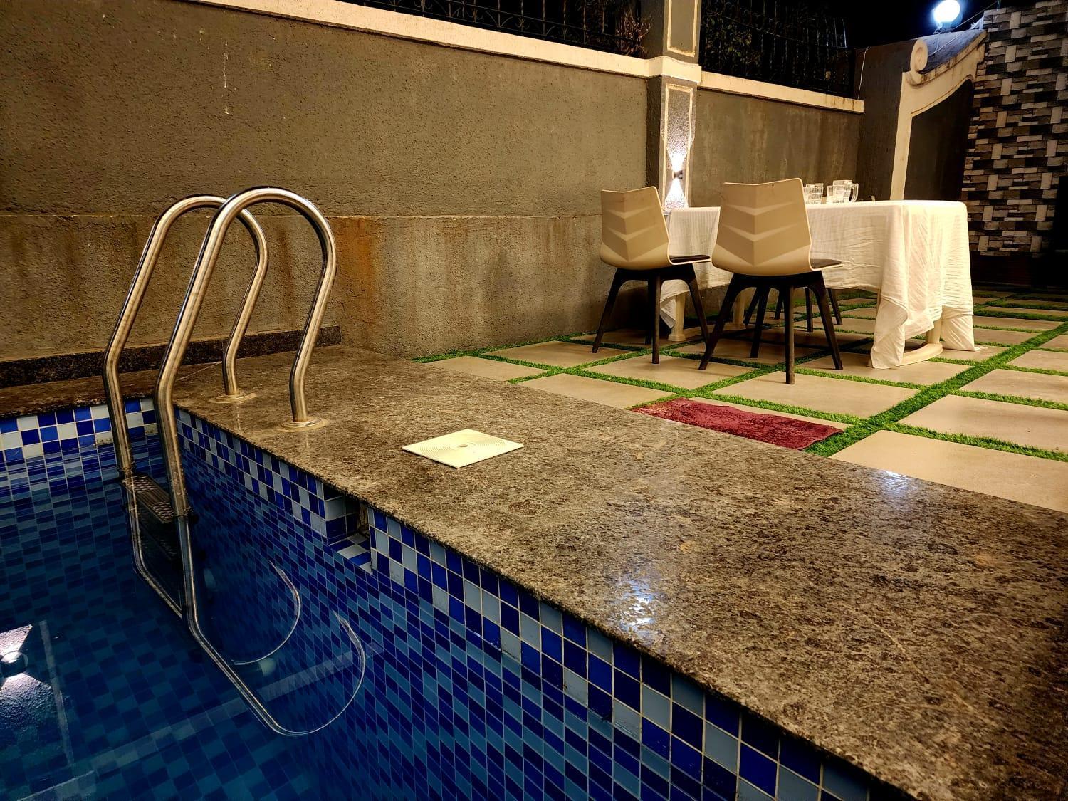 9pm L Snooker Tab L Swimming Pool L Bbq I Ac L 3bhk Villa Lonavala