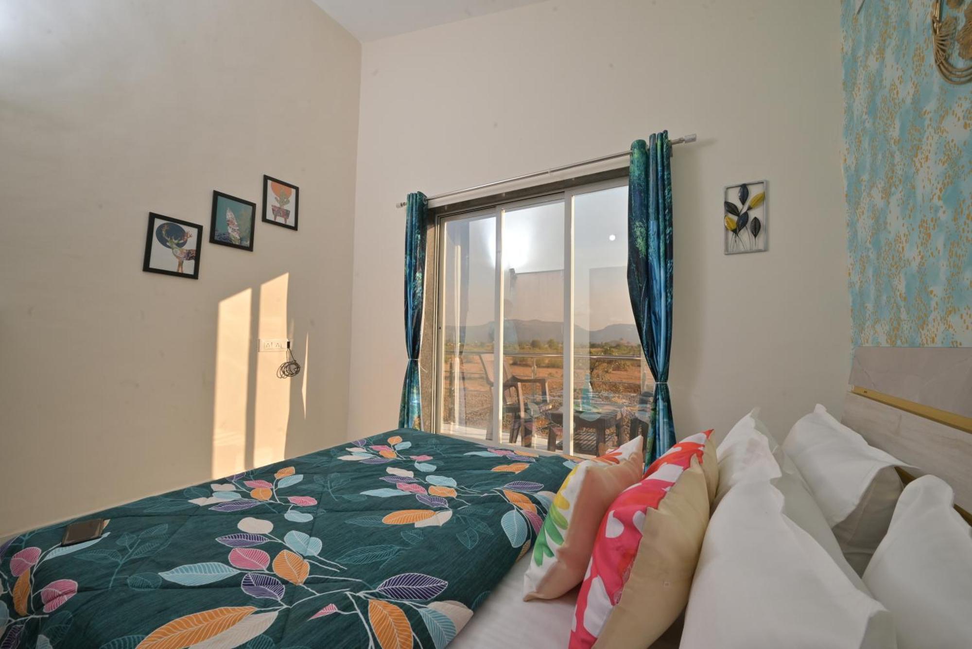 Empyrean Ii Mirage Ii Ac Ii 4bhk Ii Largest Pool In Li Villa