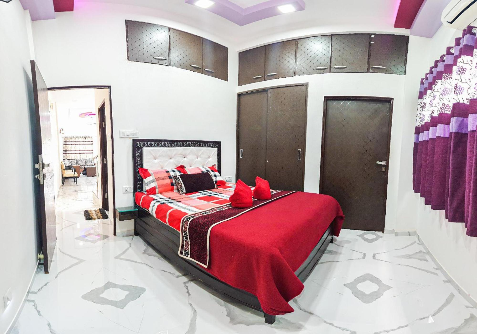 Villa 4bhk Blossom By Bookmybungalow *