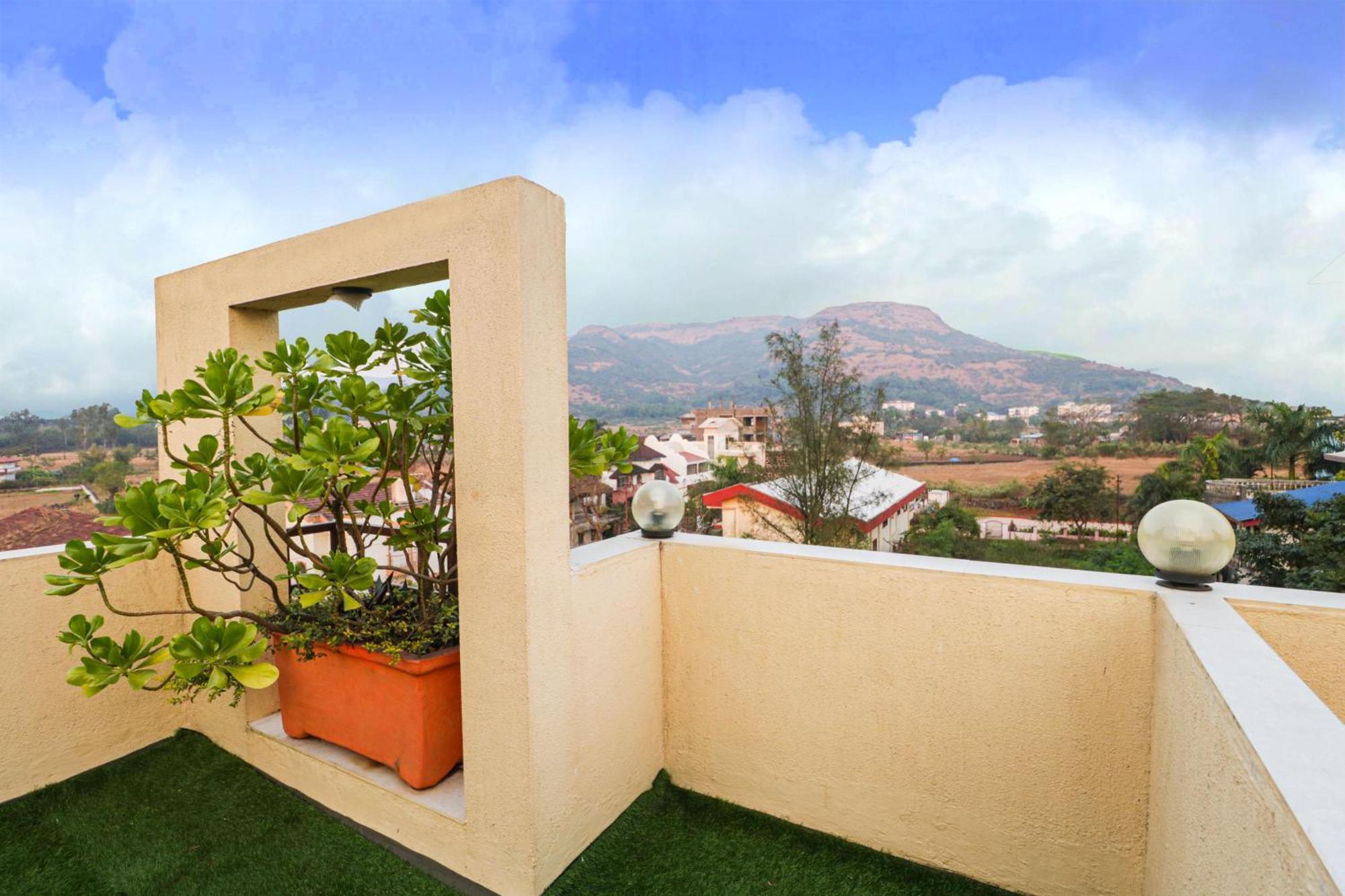4bhk Blossom By Bookmybungalow Villa Lonavala