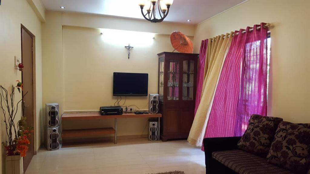 Private 2bhk Ac Villa *