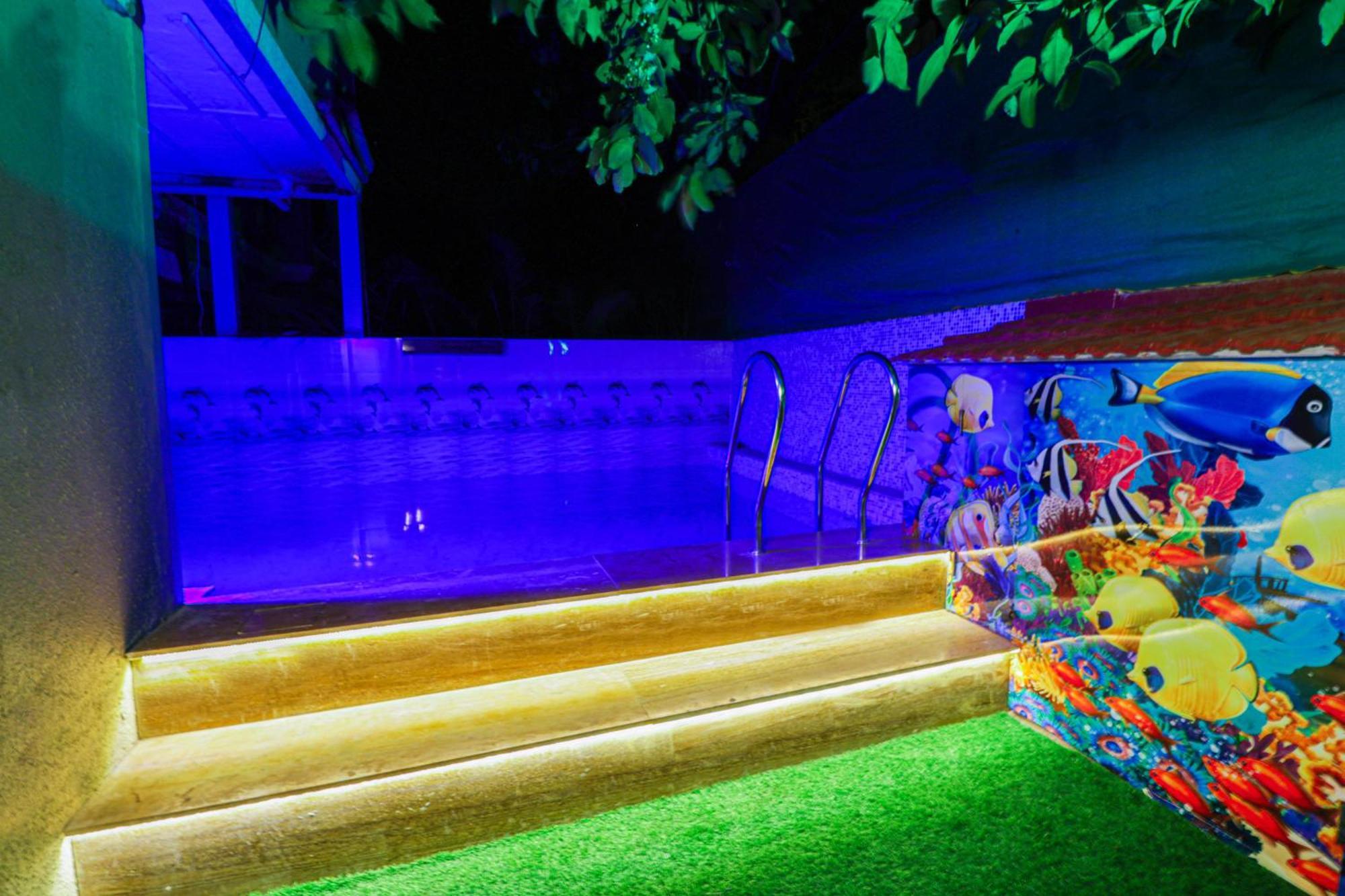 3bhk Vrindavan By Bookmybungalow Villa *