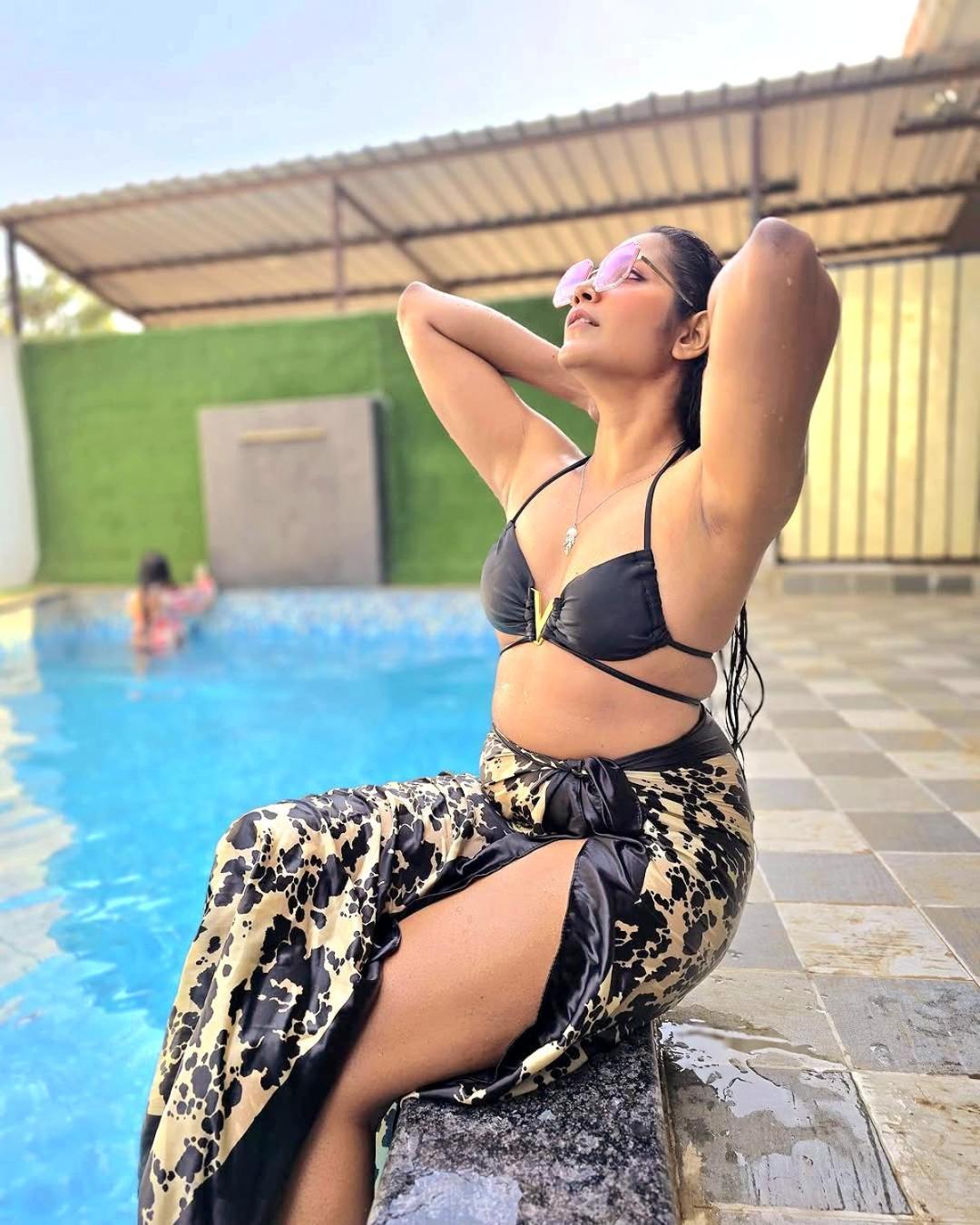 Empyrean Ll 3bhk Ll Black Horse Ll Ac Ll Private Pool Ll Wifi Ii Lux Ll Villa Lonavala
