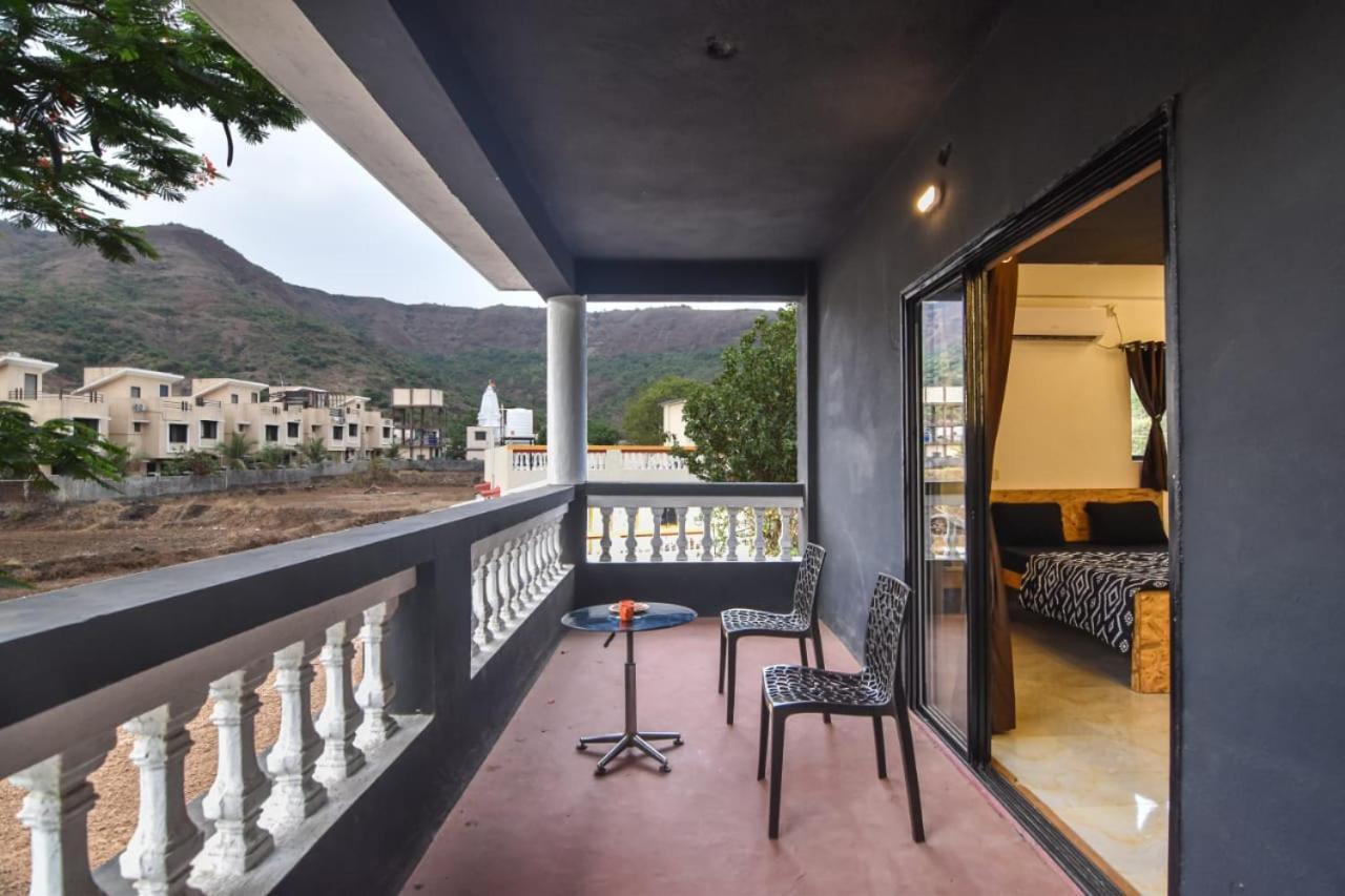 Empyrean Ll 3bhk Ll Black Horse Ll Ac Ll Private Pool Ll Wifi Ii Lux Ll *