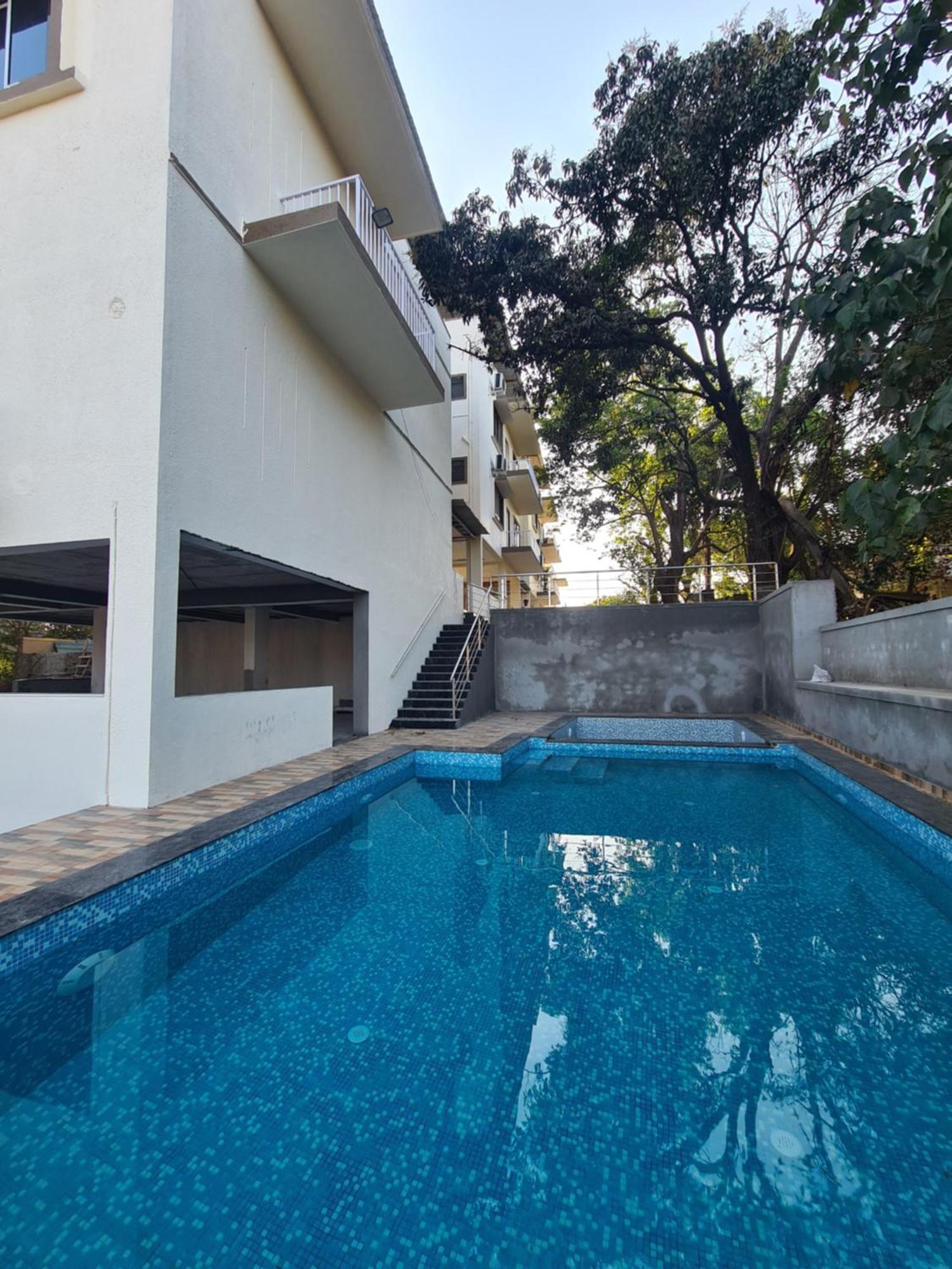 Hotel Mountain Hill Lonavala