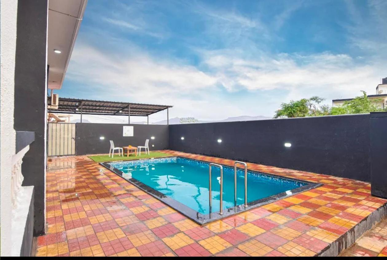 Villa Ll Empyrean Ll 6bhk Ac Black Bunglow Ll