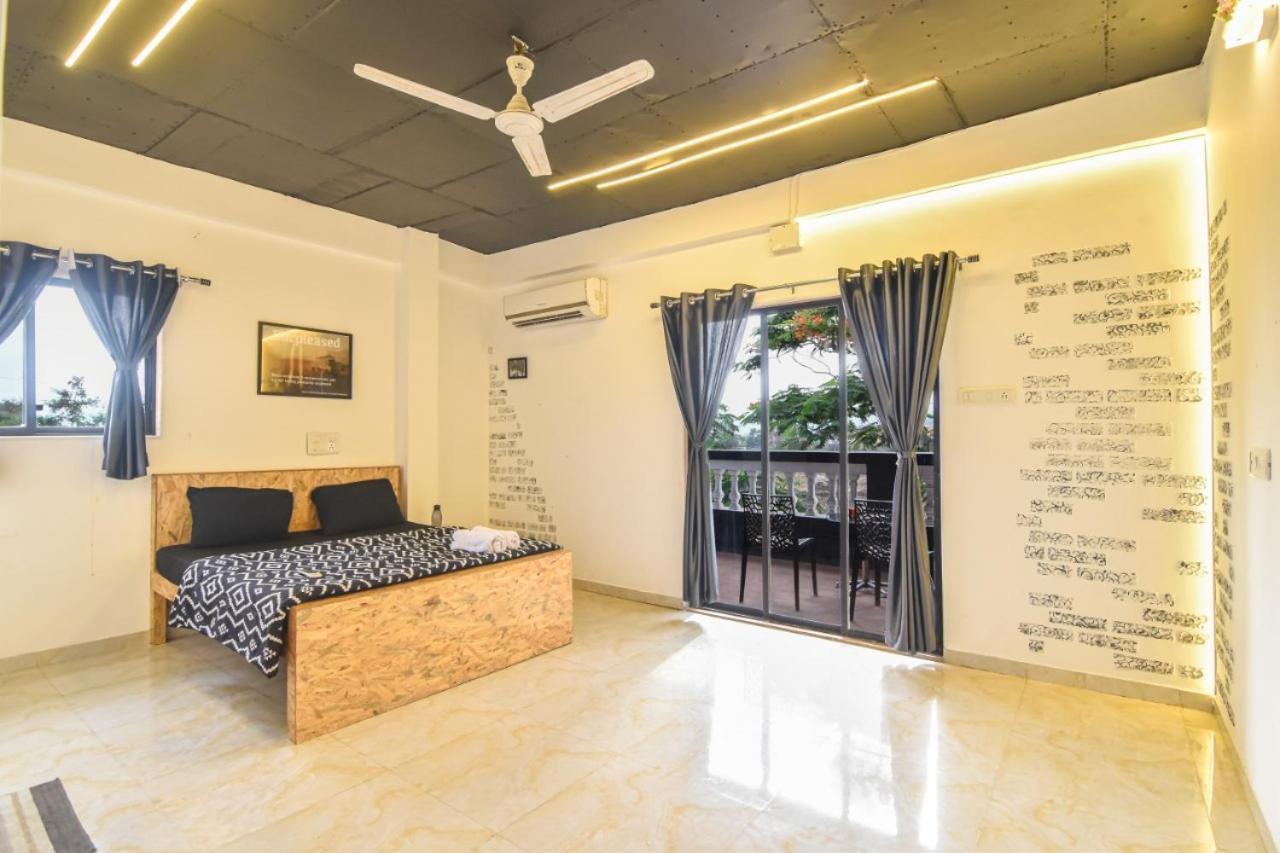 Villa Ll Empyrean Ll 6bhk Ac Black Bunglow Ll