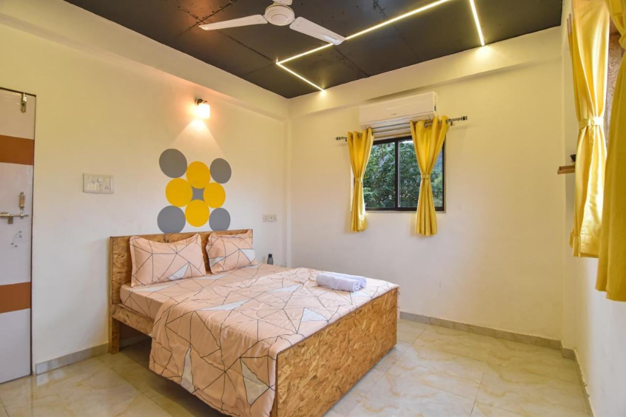 Ll Empyrean Ll 6bhk Ac Black Bunglow Ll