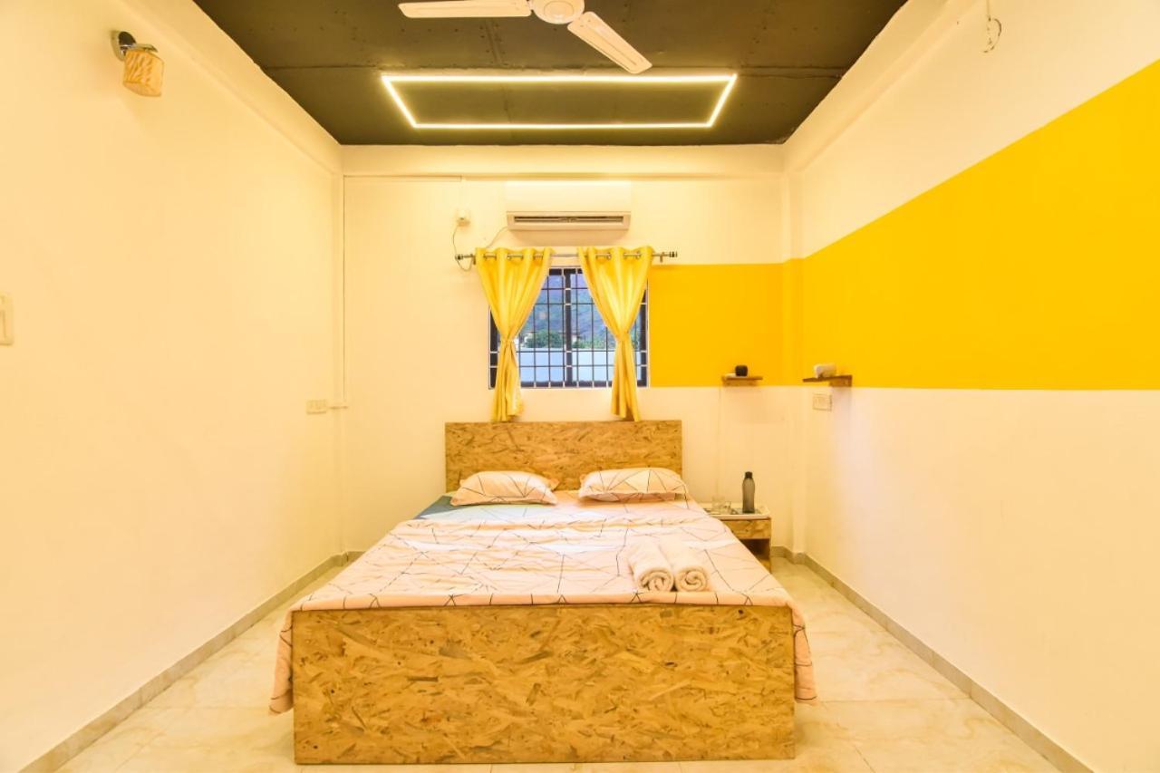 Ll Empyrean Ll 6bhk Ac Black Bunglow Ll Villa *