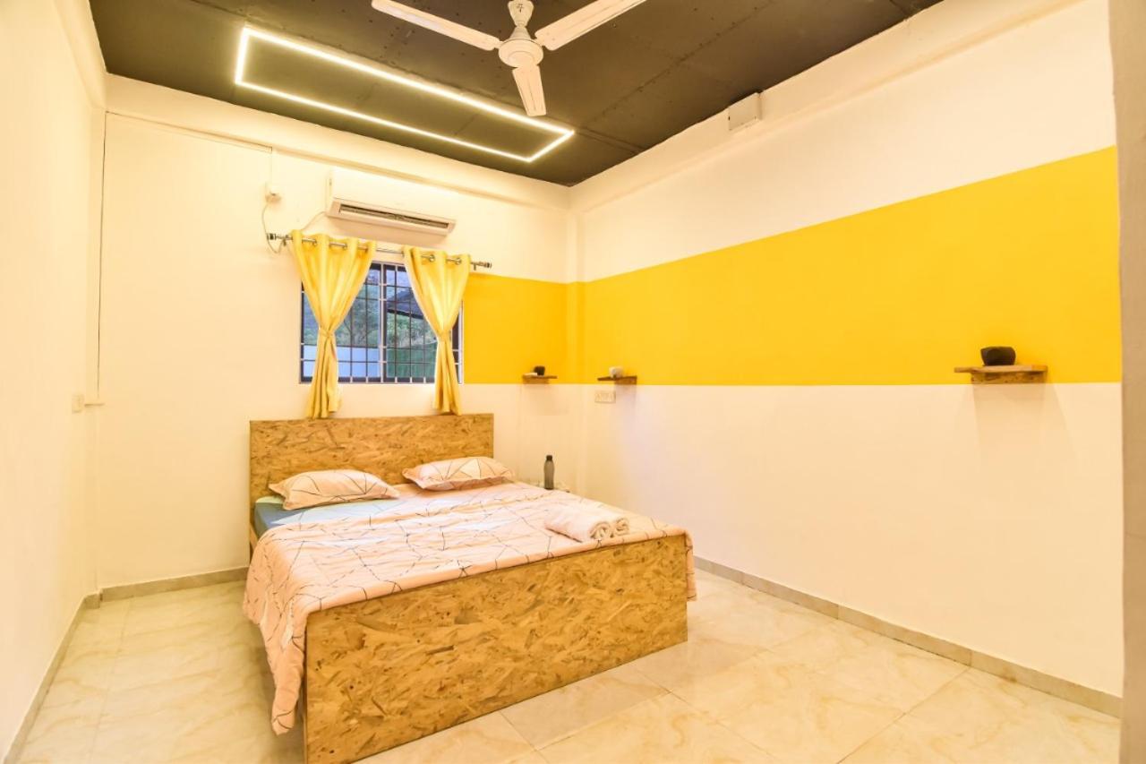 Ll Empyrean Ll 6bhk Ac Black Bunglow Ll * Lonavala