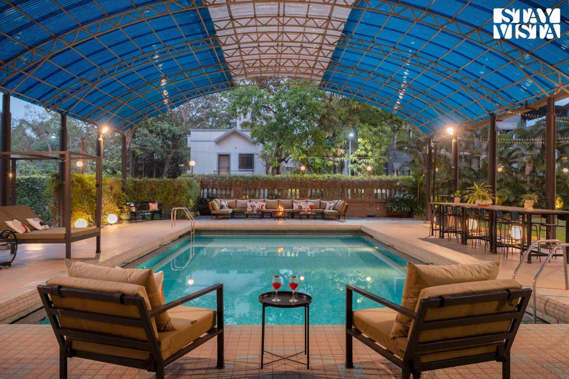 Mehta Mansion By Stayvista - A With A Swimming Pool And Pool Table