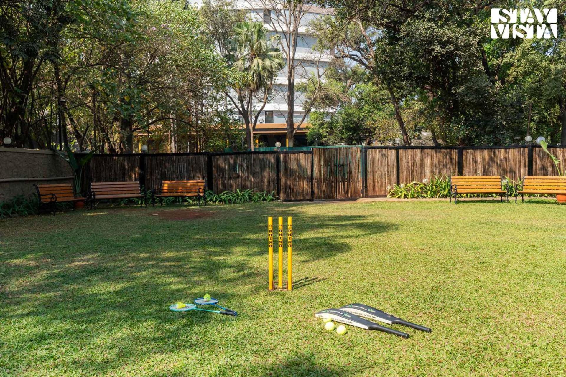 Mehta Mansion By Stayvista - A With A Swimming Pool And Pool Table Villa Lonavala