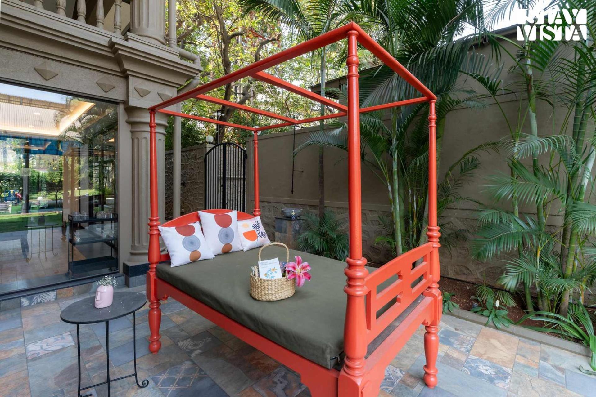 Villa Mehta Mansion By Stayvista - A With A Swimming Pool And Pool Table