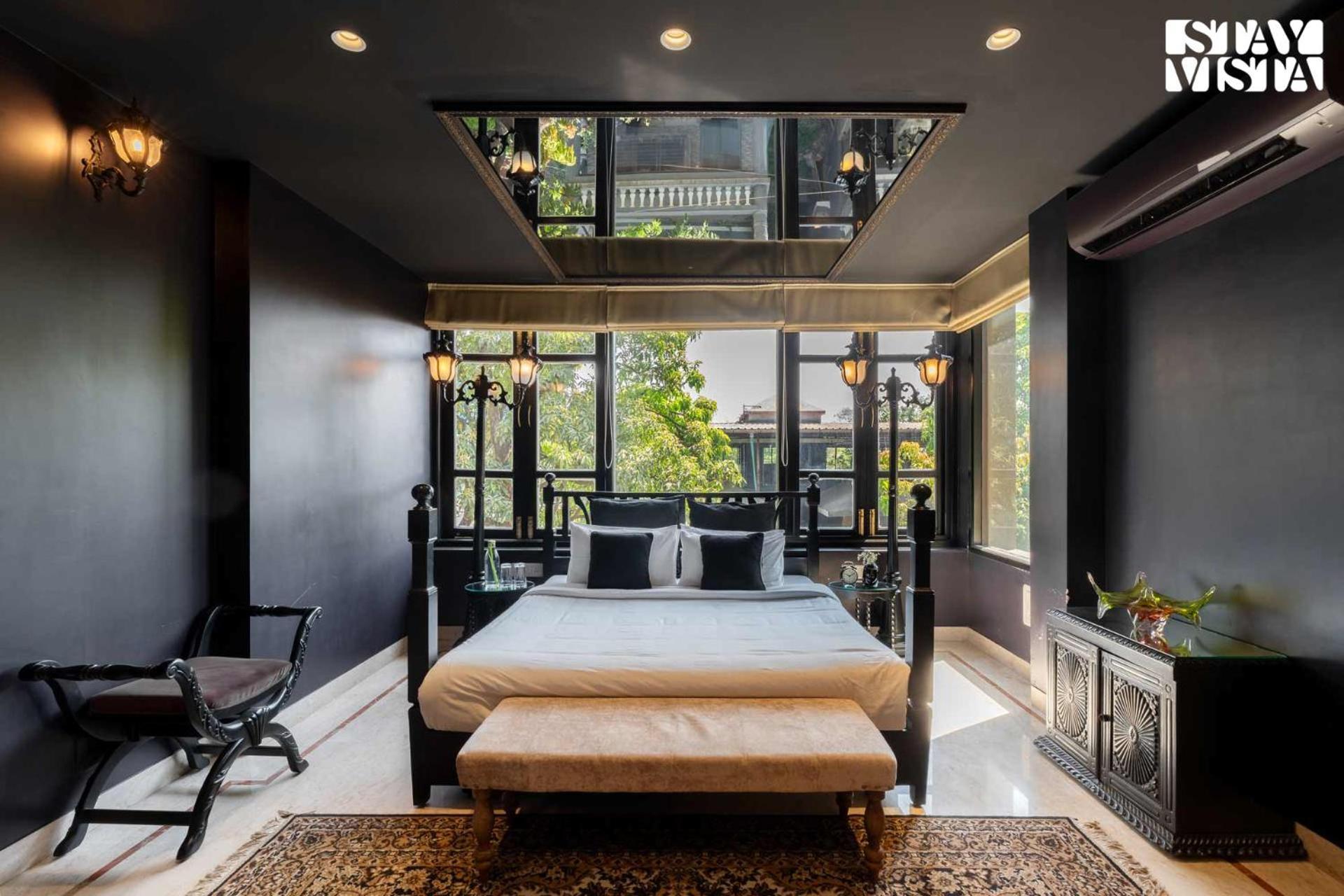 Mehta Mansion By Stayvista - A With A Swimming Pool And Pool Table Villa *