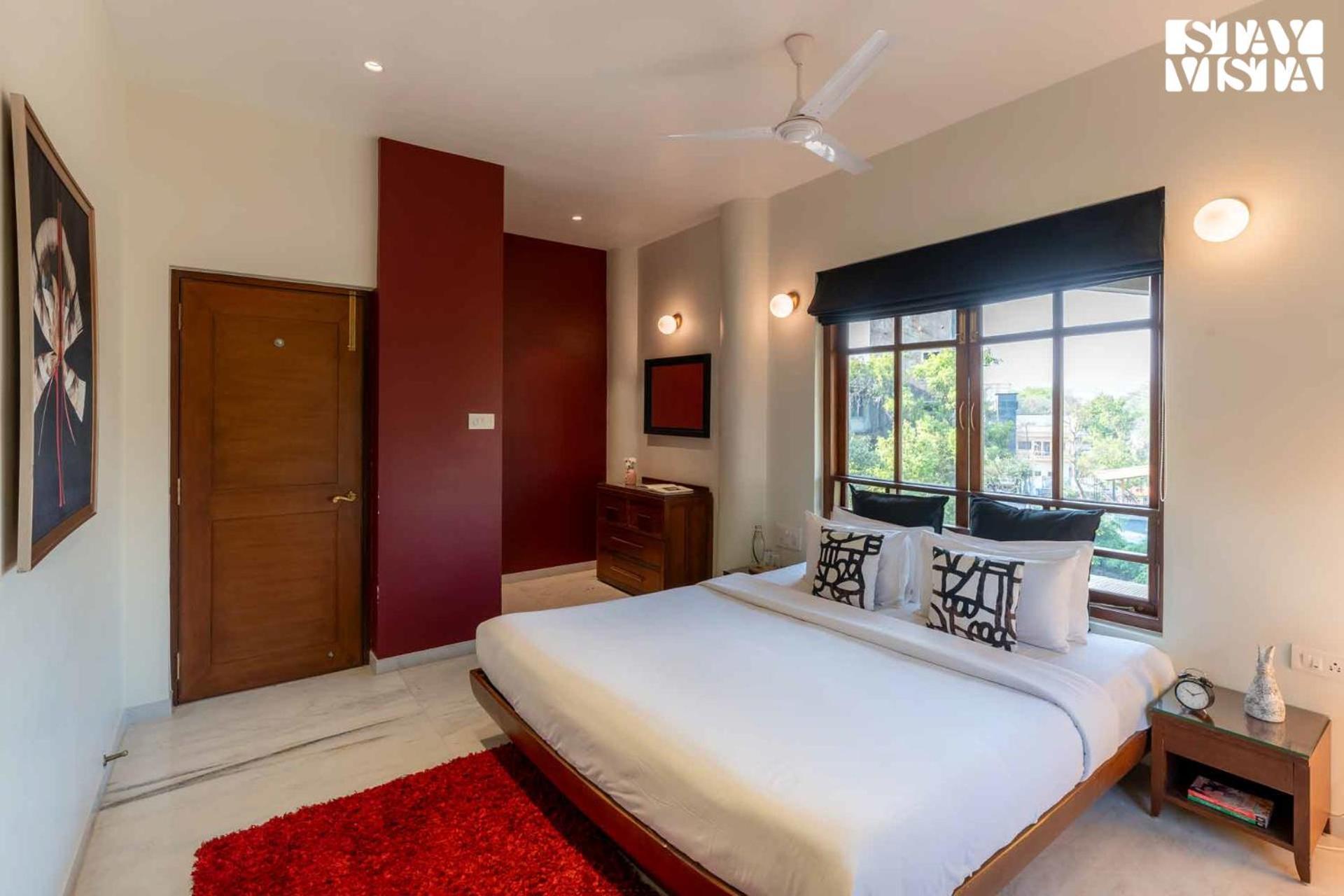 Mehta Mansion By Stayvista - A With A Swimming Pool And Pool Table Villa