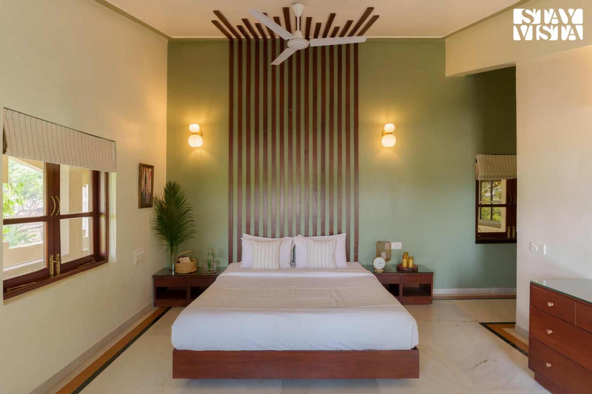 Mehta Mansion By Stayvista - A With A Swimming Pool And Pool Table Villa Lonavala