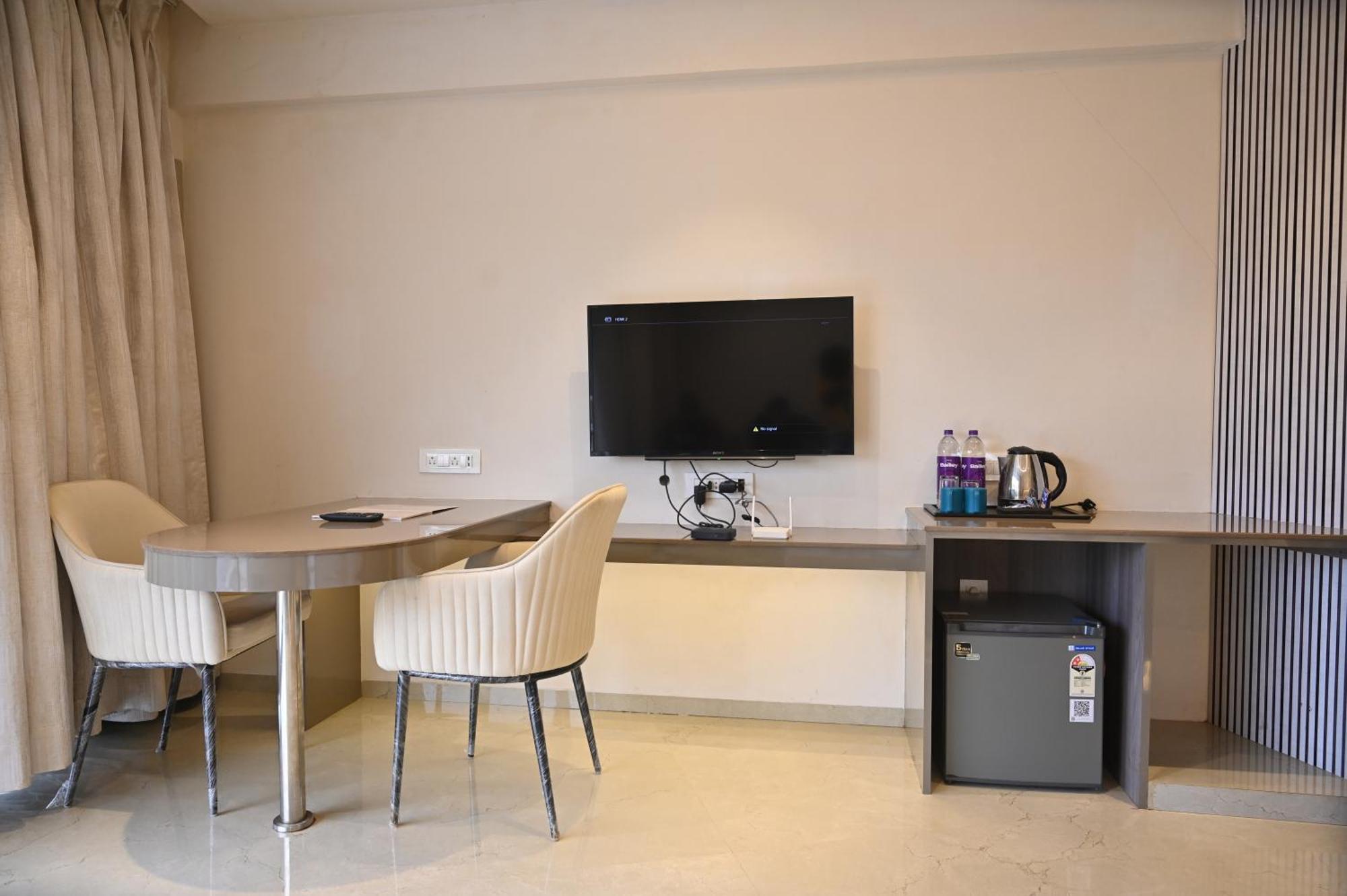 Kumar By Turtle, 4* Lonavala