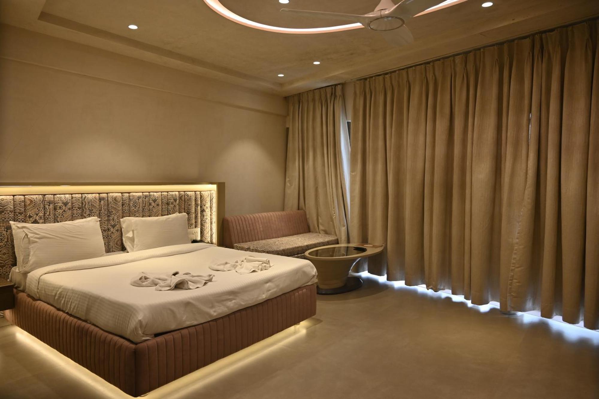 Hotel Kumar By Turtle, Lonavala