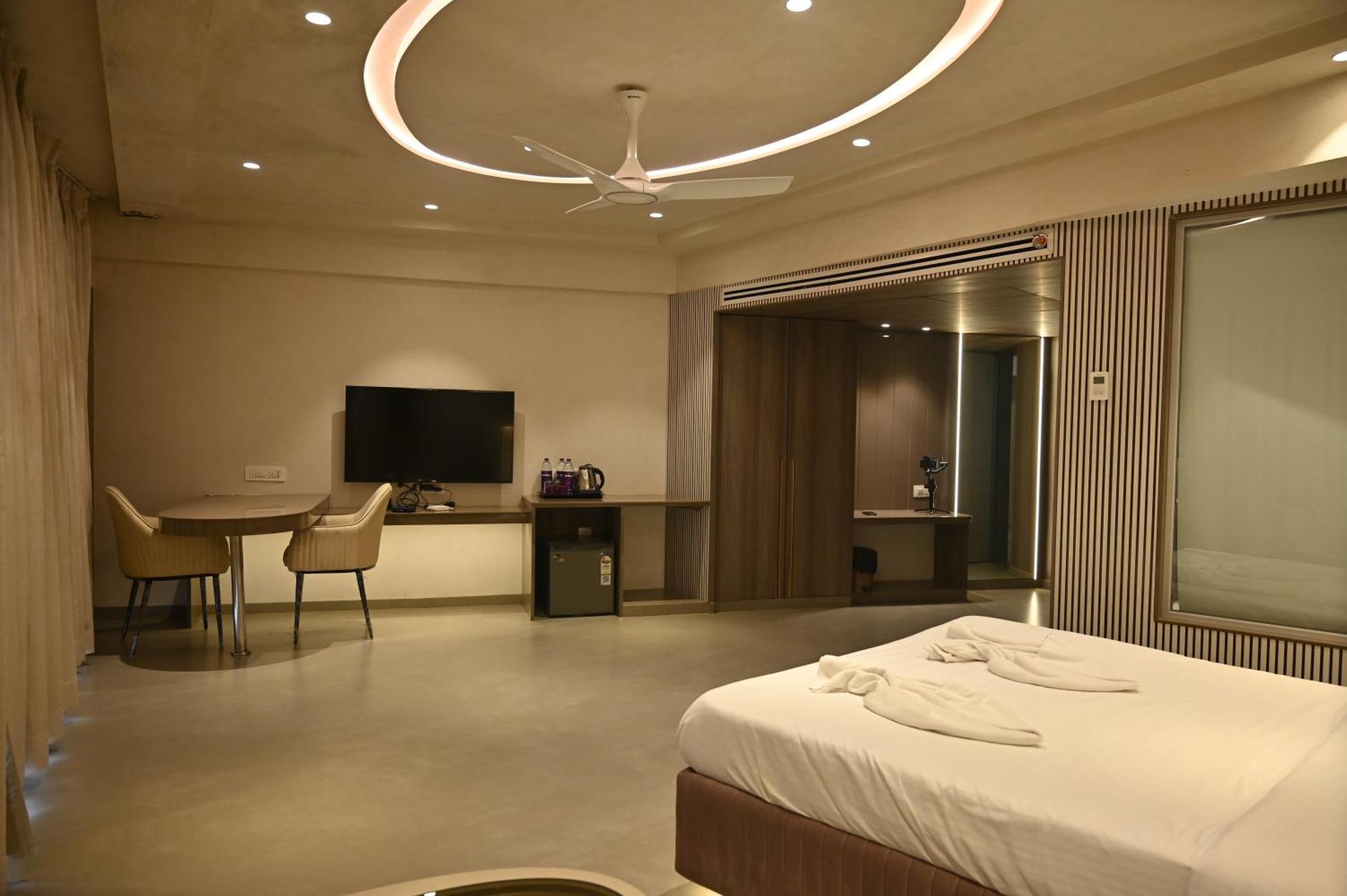 Kumar By Turtle, Hotel Lonavala